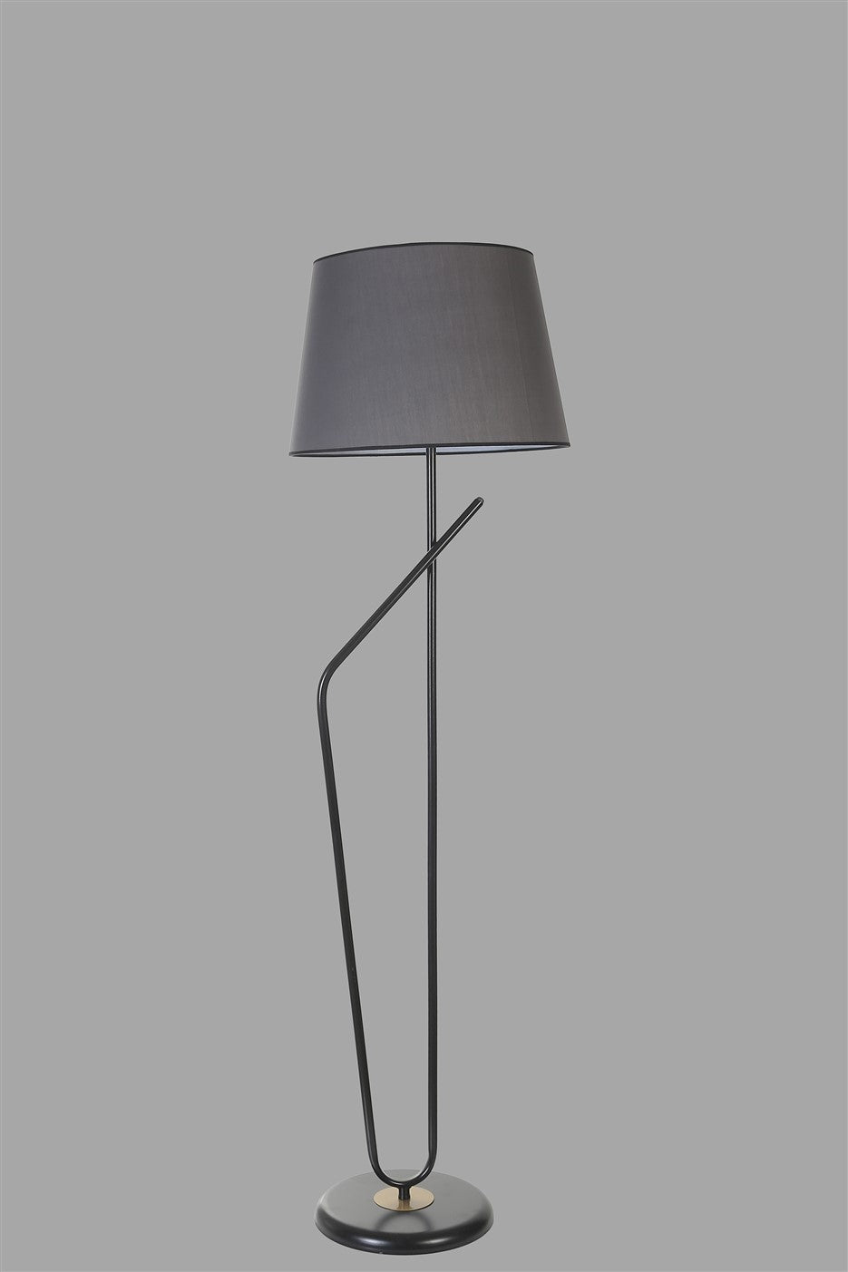 Candeeiro de Pé – 160 cm – Cinza escuro e Preto – Metal