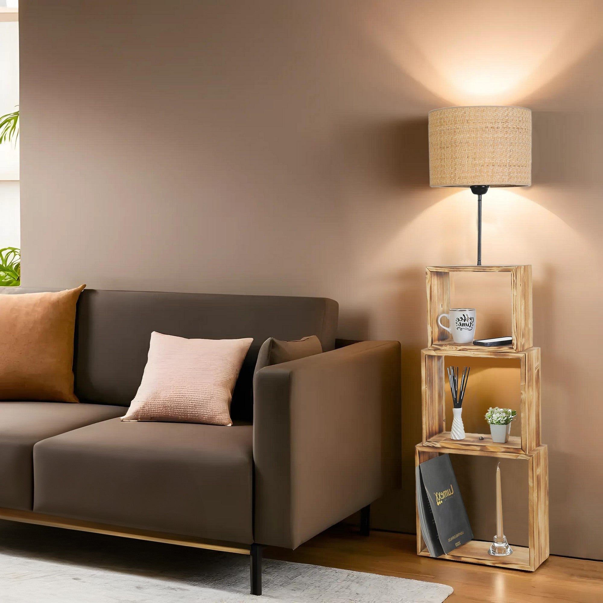 Candeeiro de Pé – 140 cm – Dourado – Metal ou Madeira