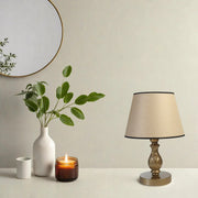 Candeeiro de mesa-Olimpiyat-Dourado
Creme