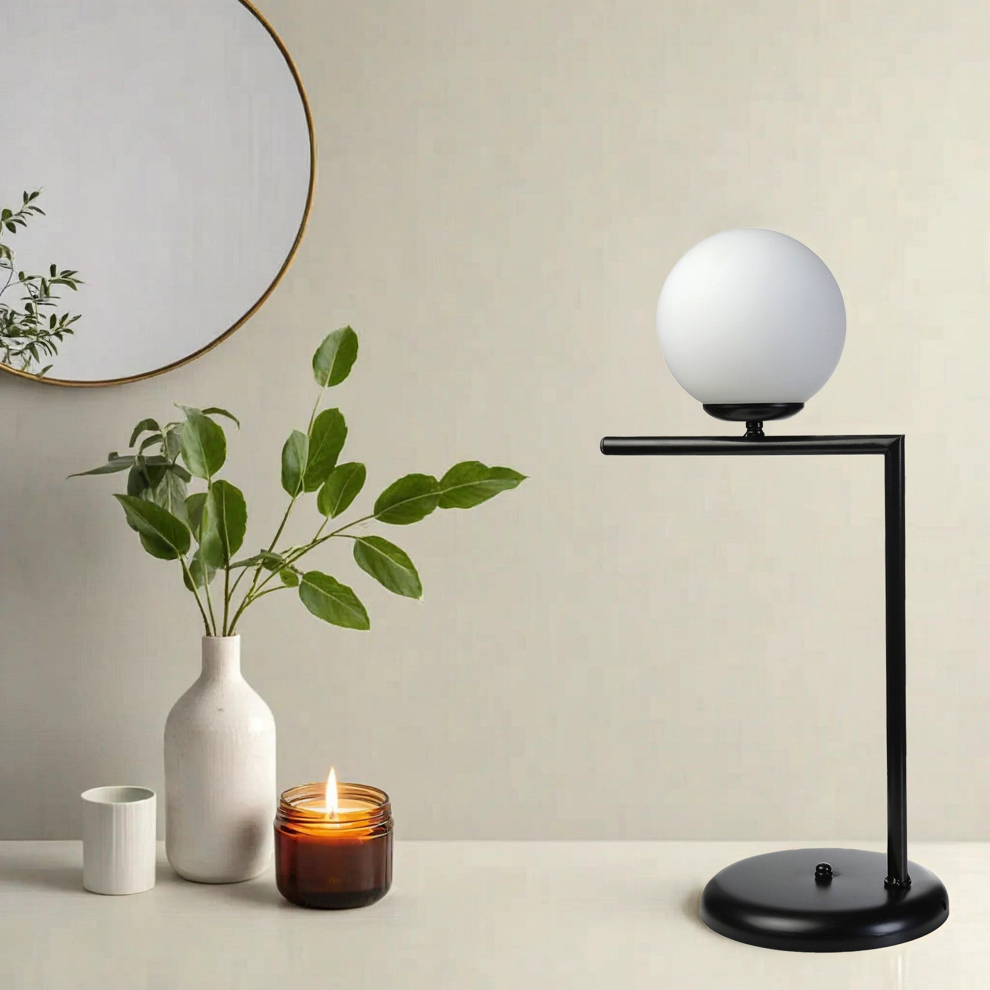 Candeeiro de mesa-Araz-Preto
Branco