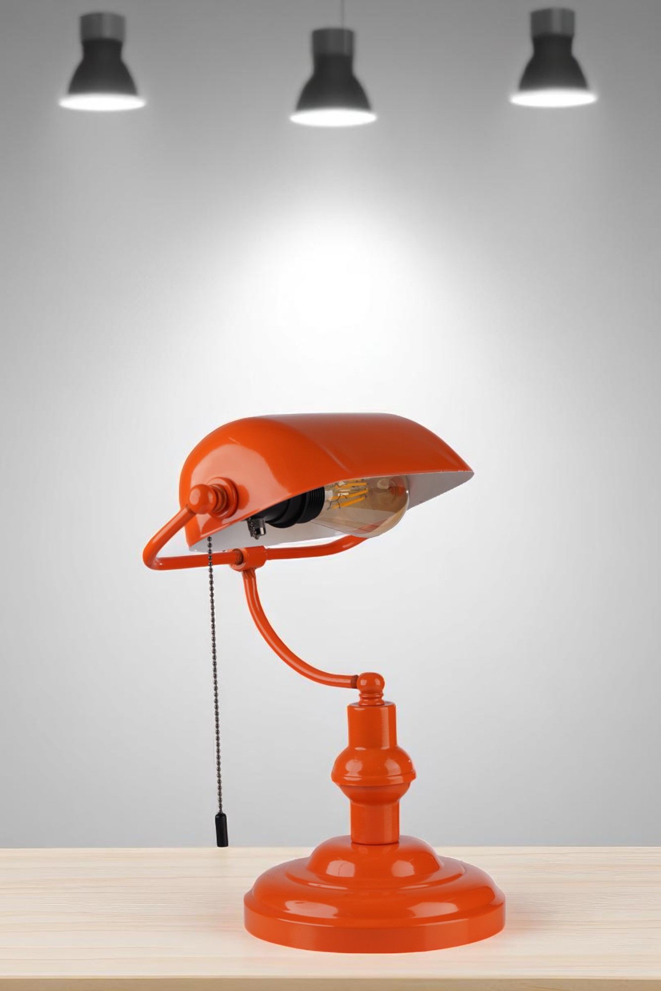Candeeiro de Mesa – 38 cm de Altura – Laranja – Metal