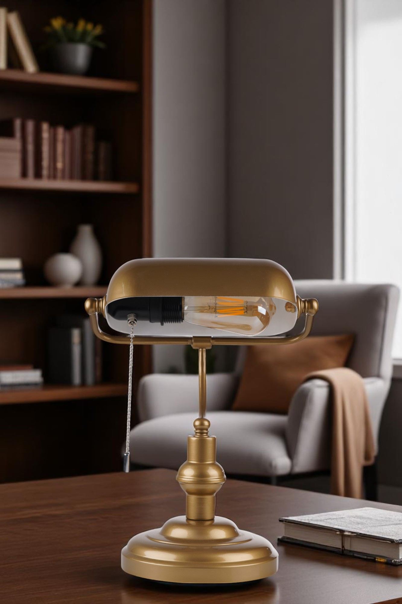 Candeeiro de Mesa – 38 cm de Altura – Dourado – Metal