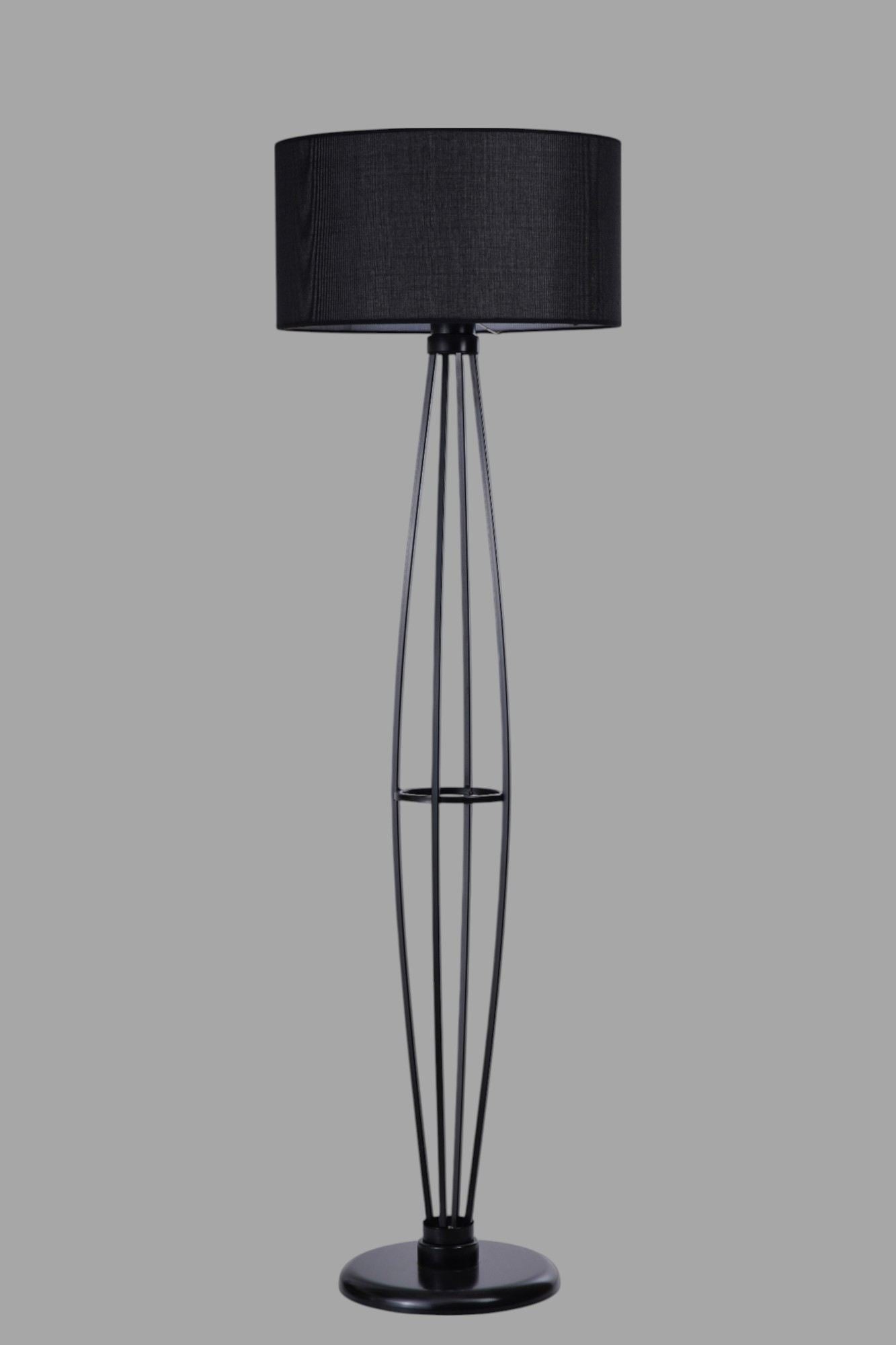 Candeeiro de Pé – 150 cm – Preto – Metal