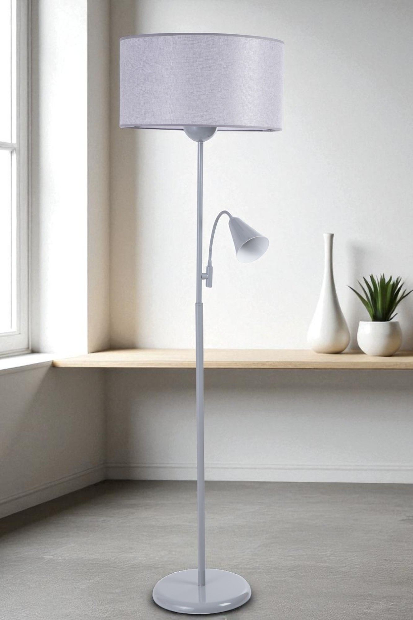 Candeeiro de Pé – 162 cm – Cinza – Corpo metálico