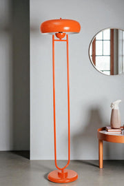Candeeiro de Pé – 155 cm de altura – Laranja – Metal