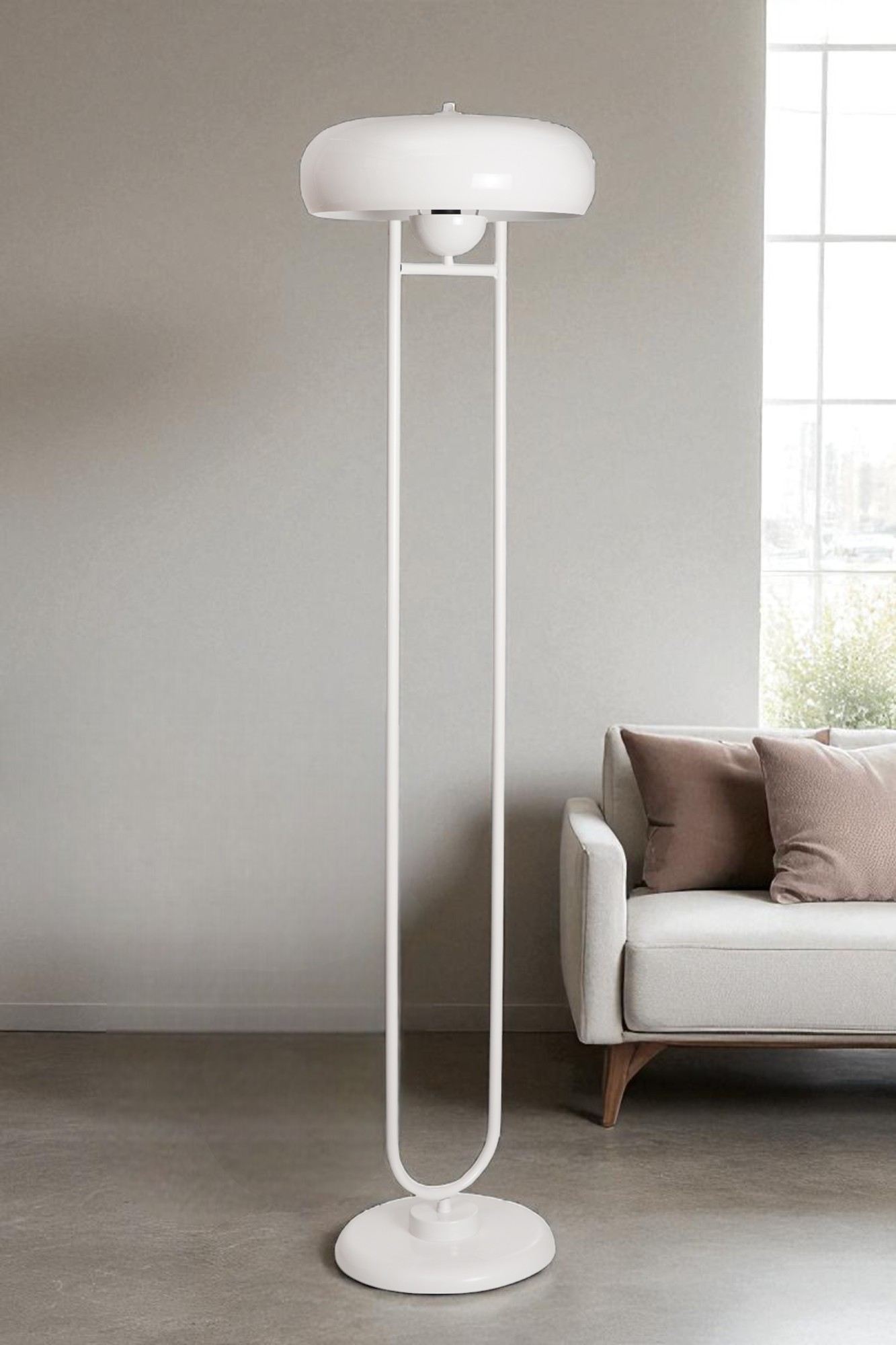Candeeiro de Pé – 155 cm de altura – Branca – Metal