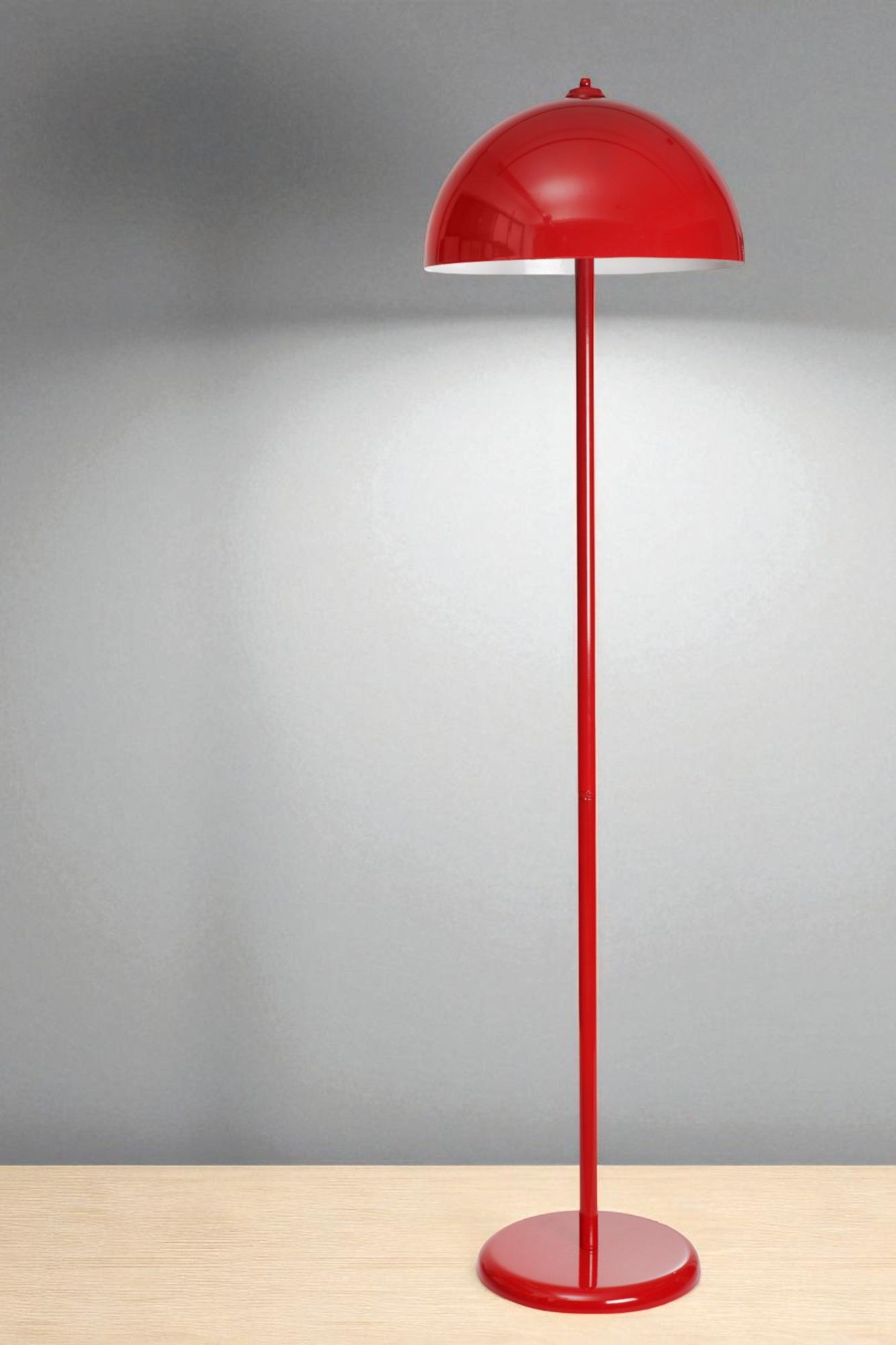 Candeeiro de Pé – 170 cm de altura – Vermelha – Metal