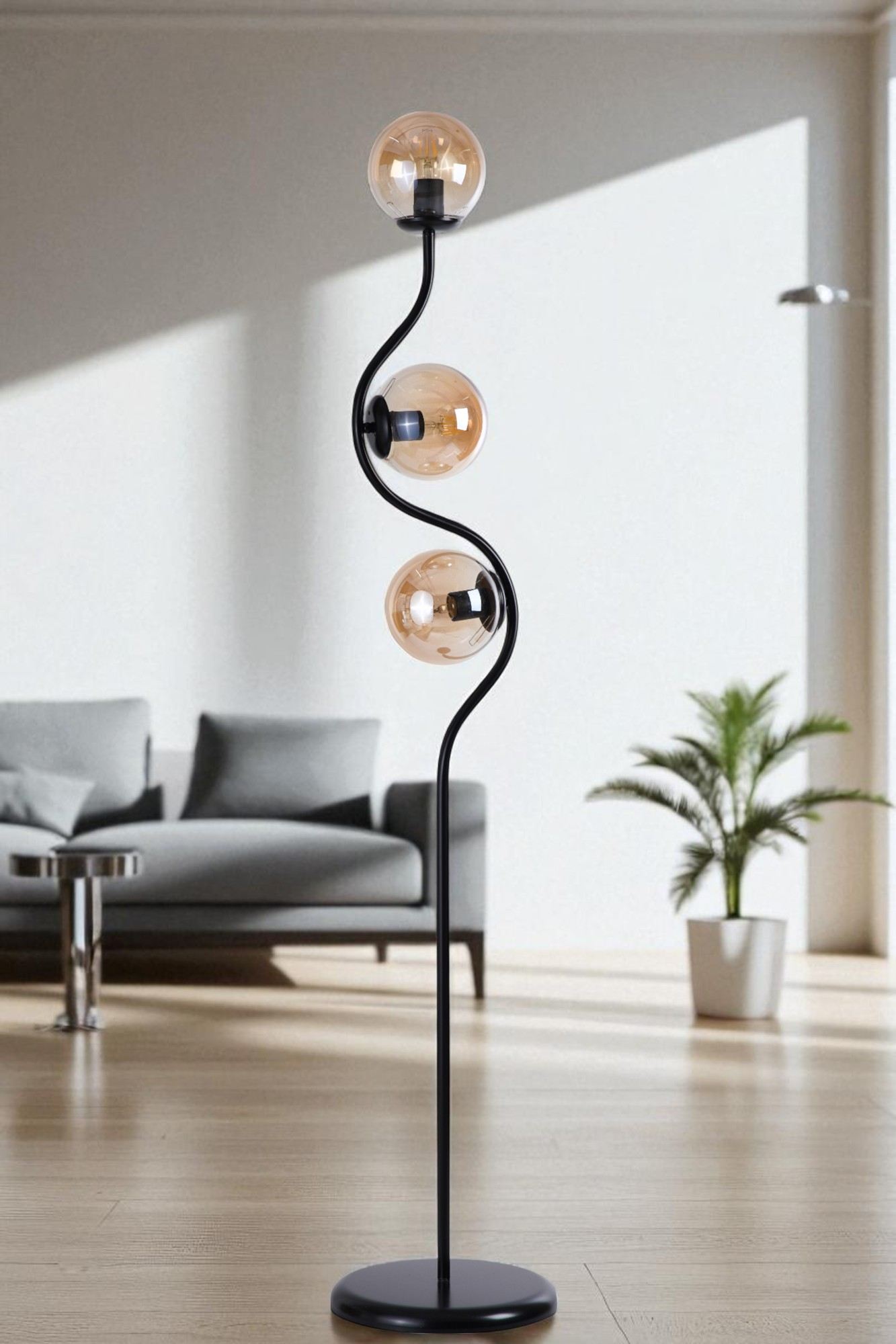 Candeeiro de pé – 155 cm de altura – mel e preto – metal e vidro