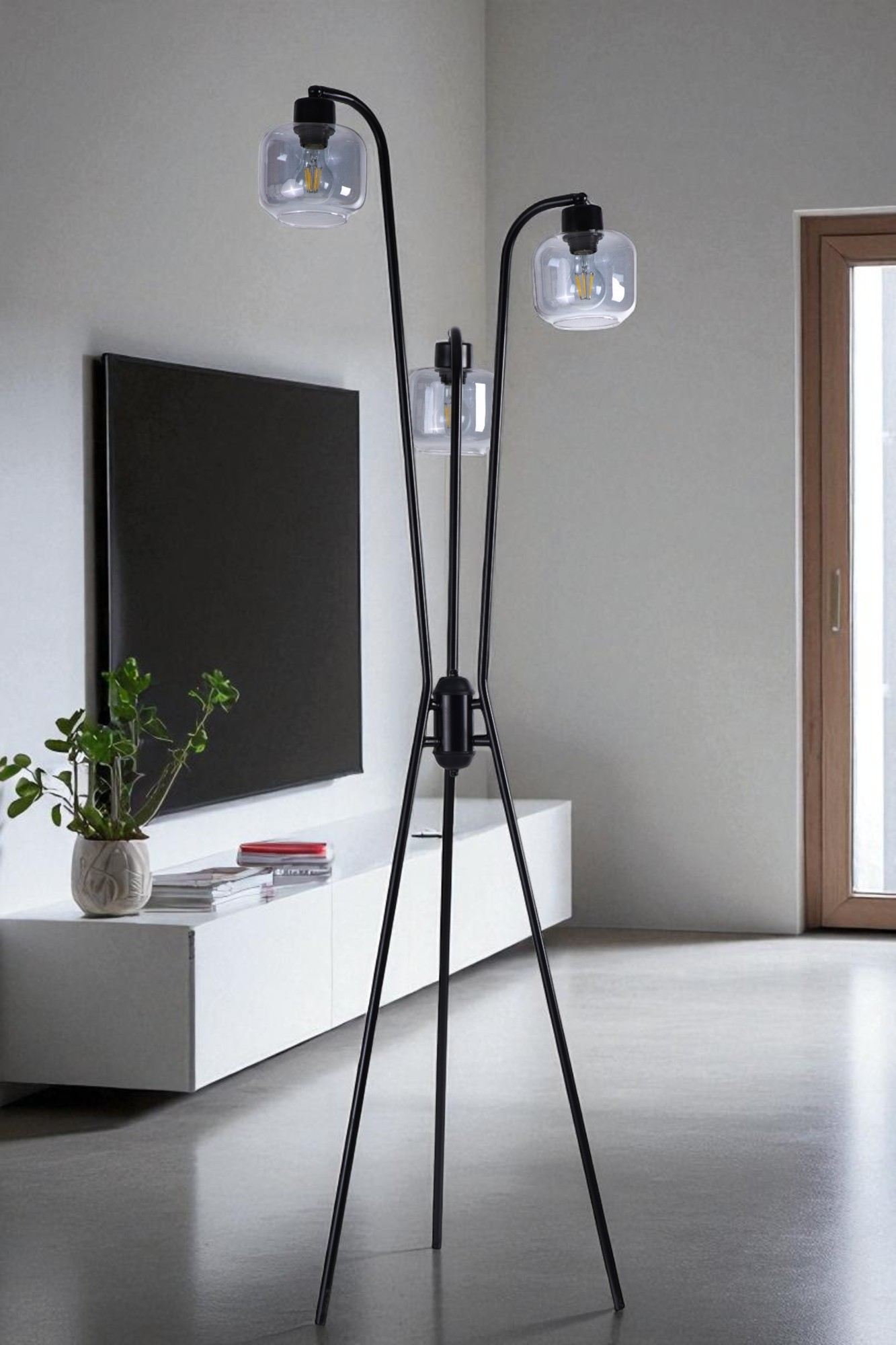 Candeeiro de Pé – 180 cm de altura – Cinza e Preta – Metal e Vidro