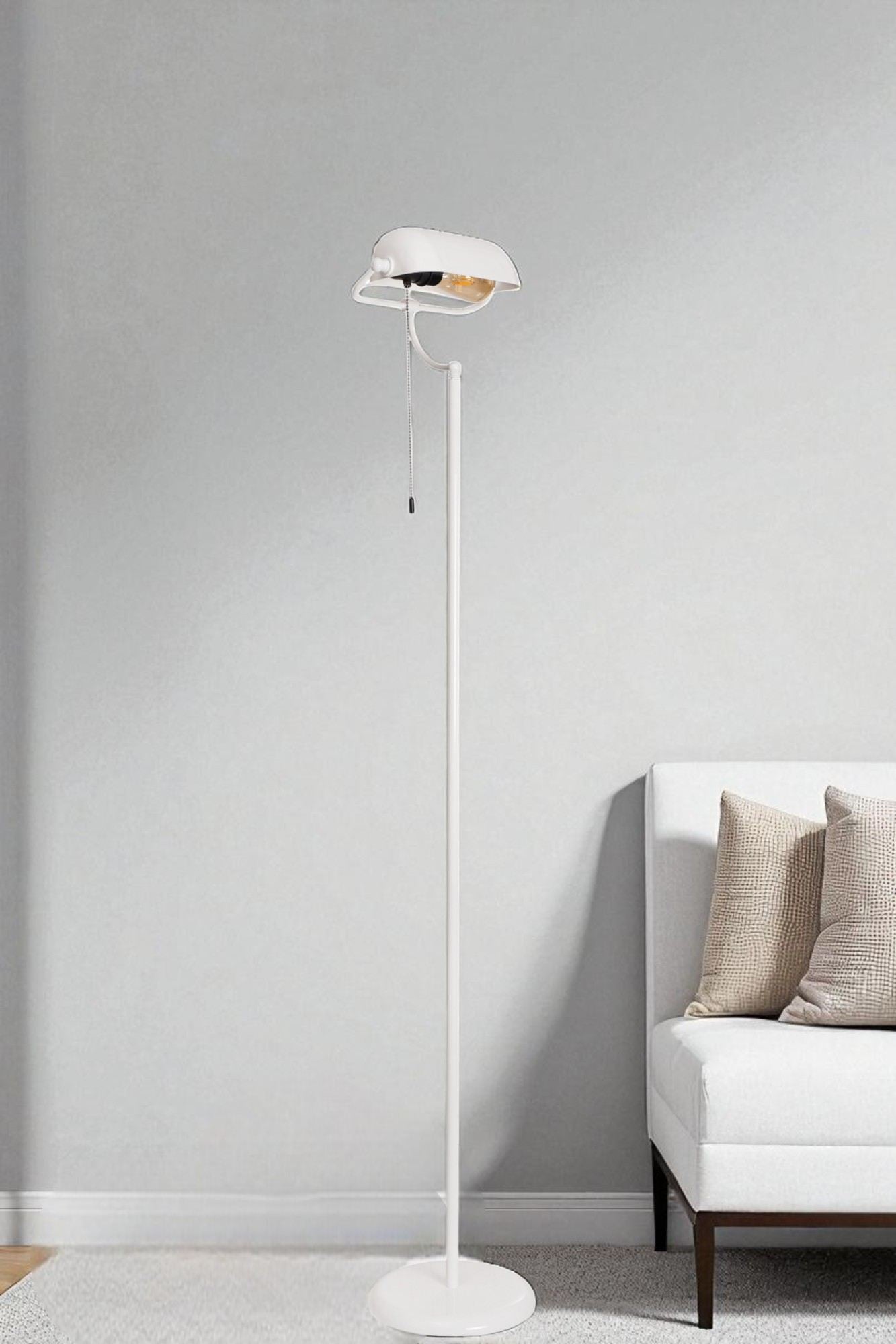 Candeeiro de Pé de Metal – 158 cm – Branca