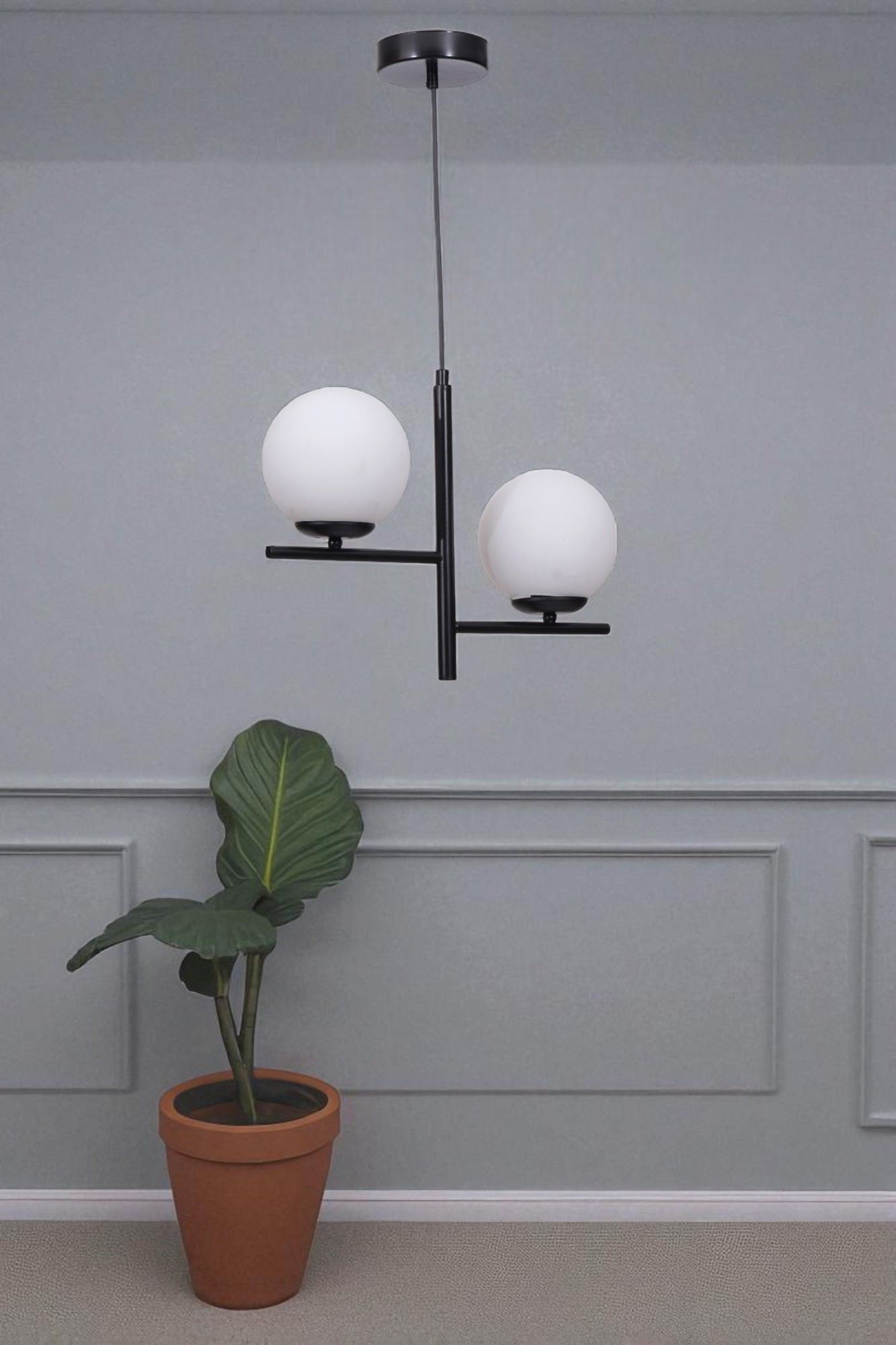 Candeeiro de Teto – 80 cm – Branco e Preto – Metal e Vidro