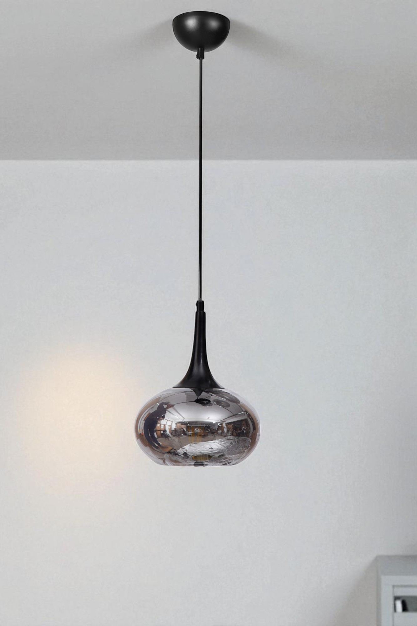 Candeeiro de Teto de Metal e Vidro – Altura Ajustável 80 cm – Cinza e Preto