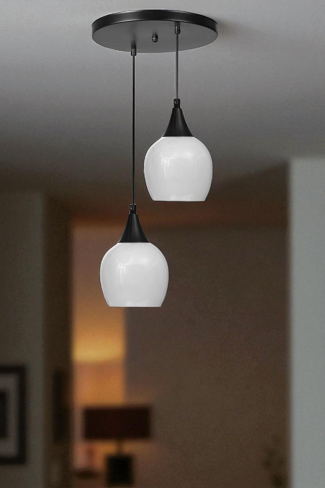 Candeeiro de Teto de Metal e Vidro – Altura 80 cm – Branco e Preto