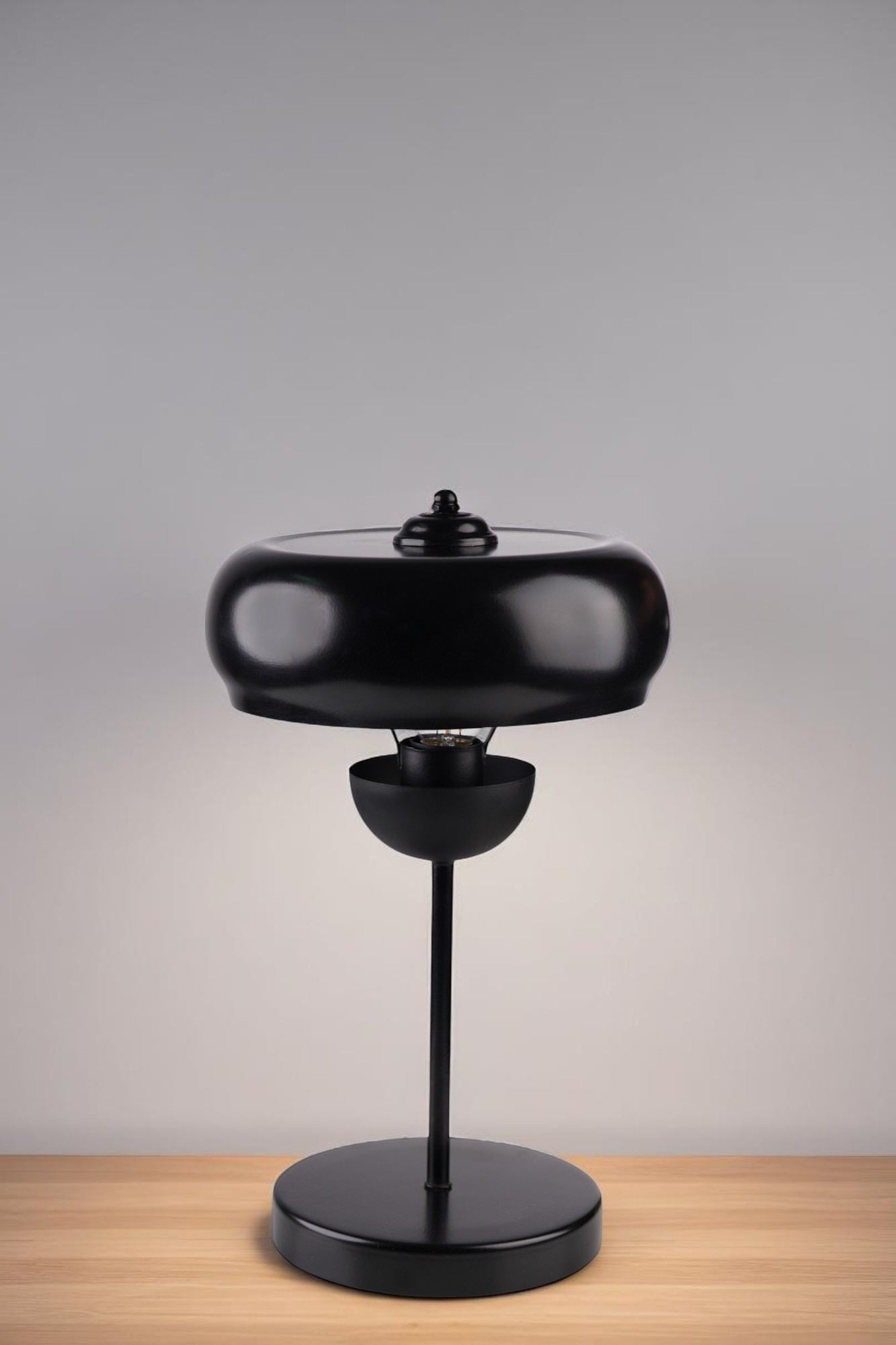 Candeeiro de Mesa – 42 cm de altura – preto – metal