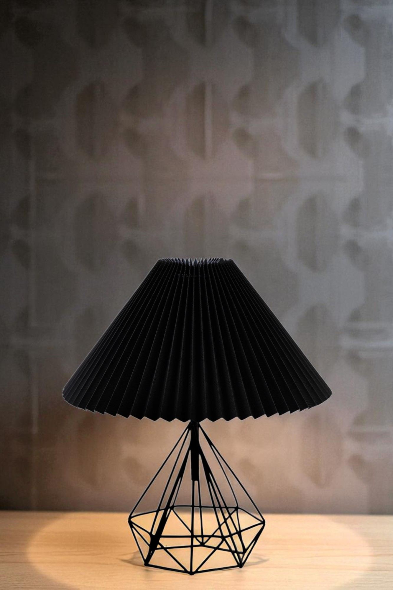 Candeeiro de Mesa – 45 cm de Altura – Preto – Metal