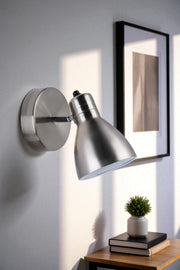 Candeeiro de Parede – Ø11 x 14 cm – cromado – metal