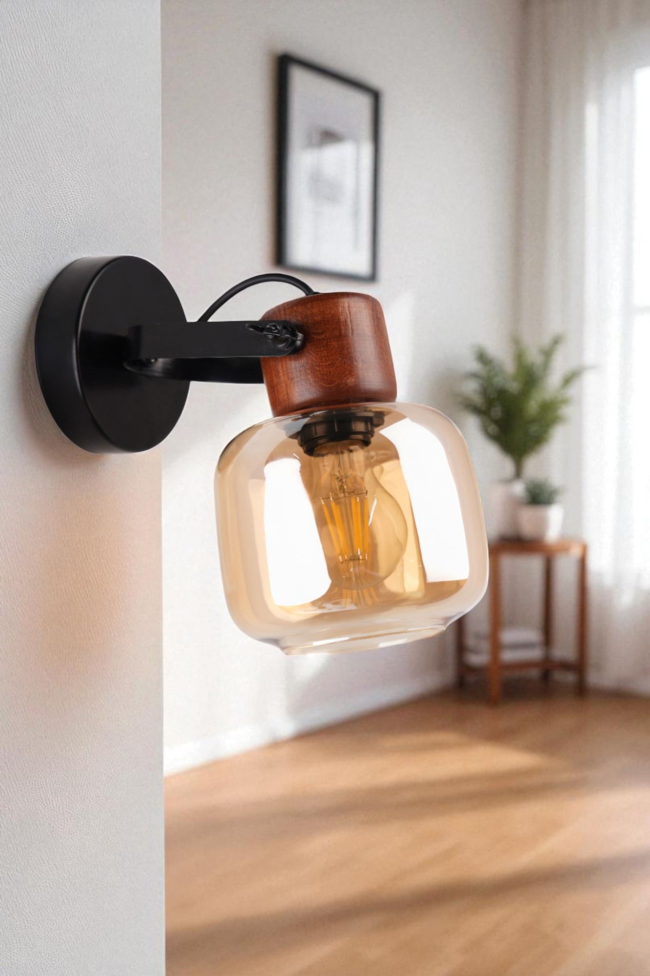 Candeeiro de Parede – Ø15 h:13 cm – Mel, Noz, Preto – Metal e Vidro