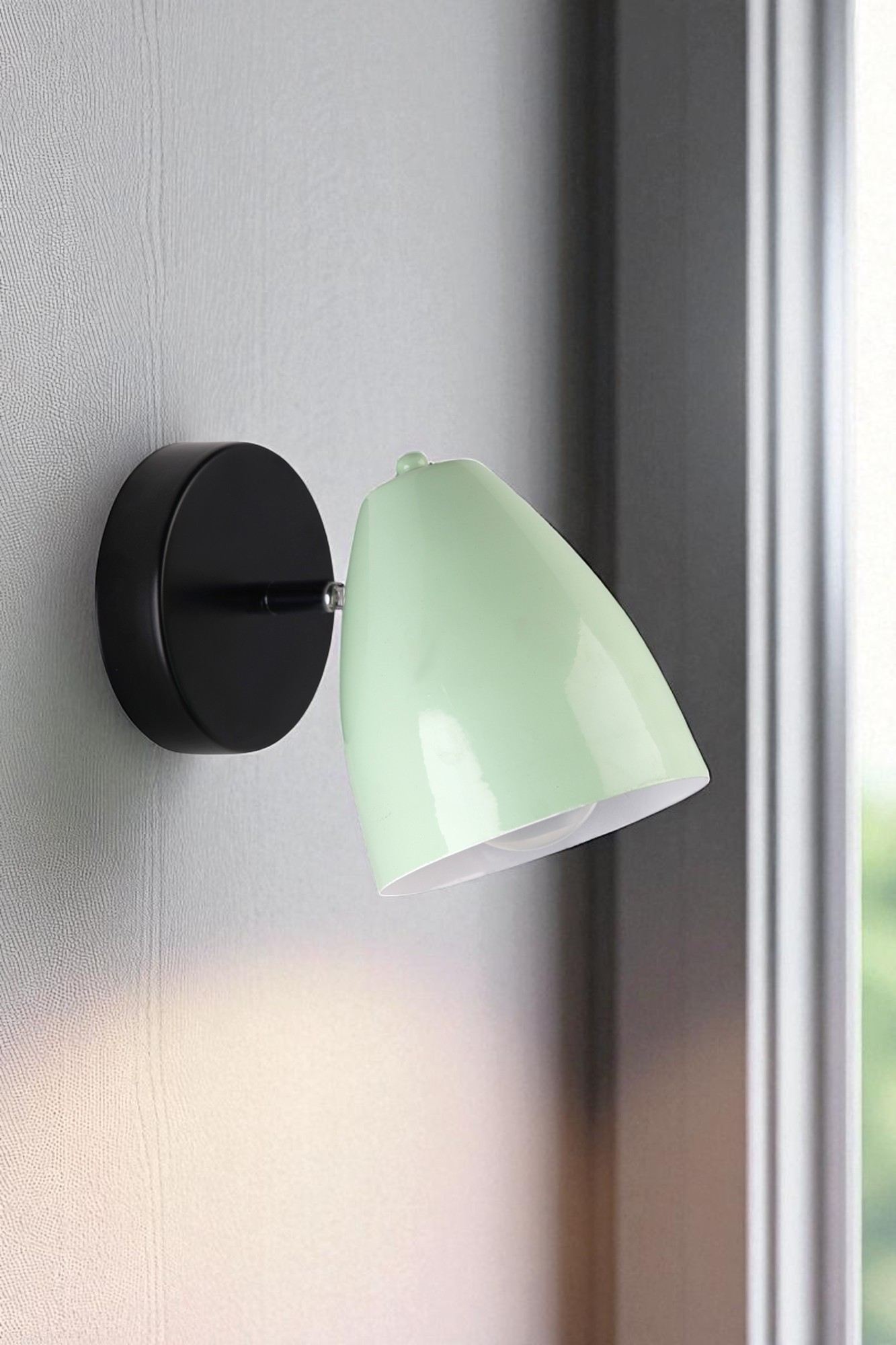 Candeeiro de Parede – Ø12,5 x 14 cm – Verde Menta e Preta – Metal