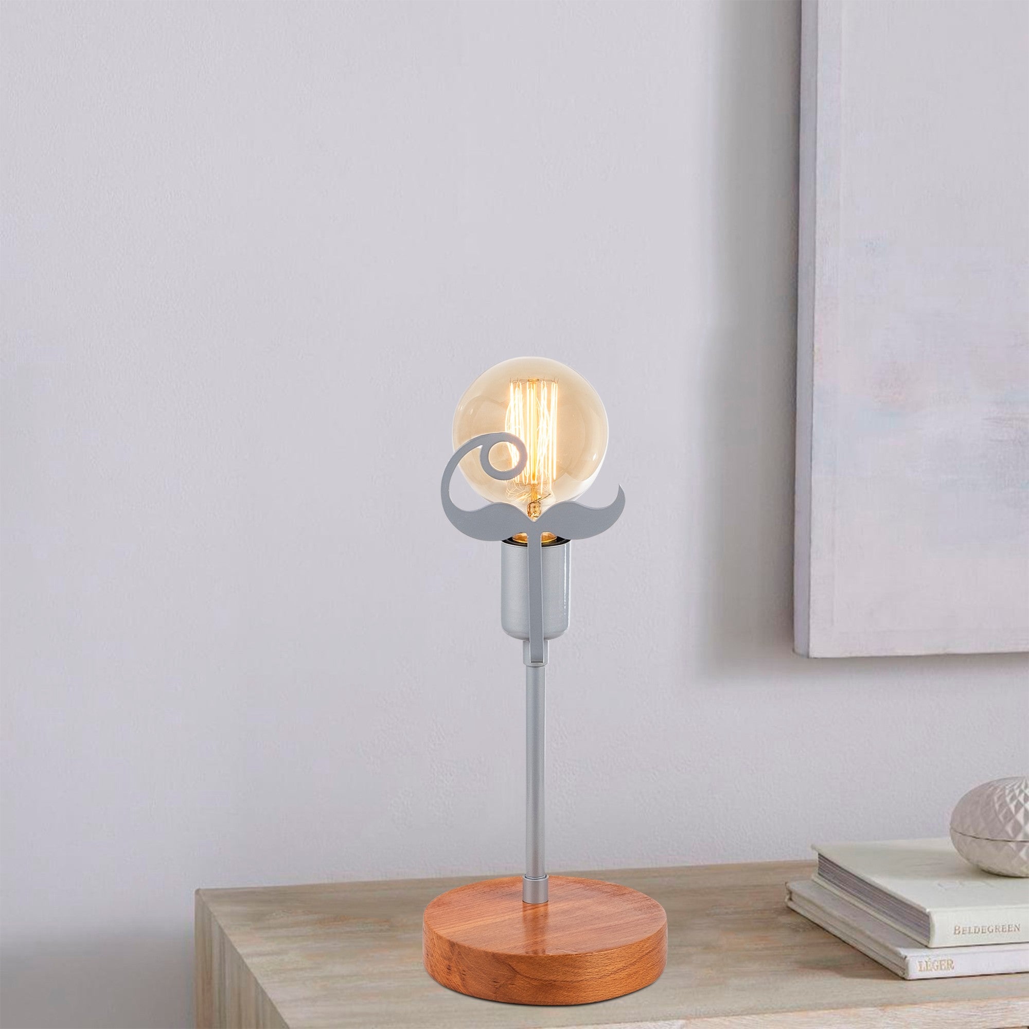 Candeeiro de Mesa Moderna com Corpo de Metal e Base de Madeira, 15 x 15 cm, Altura 35 cm, Soquete E27, Nogueira e Prata | Iluminação Elegante para Casa e Escritório