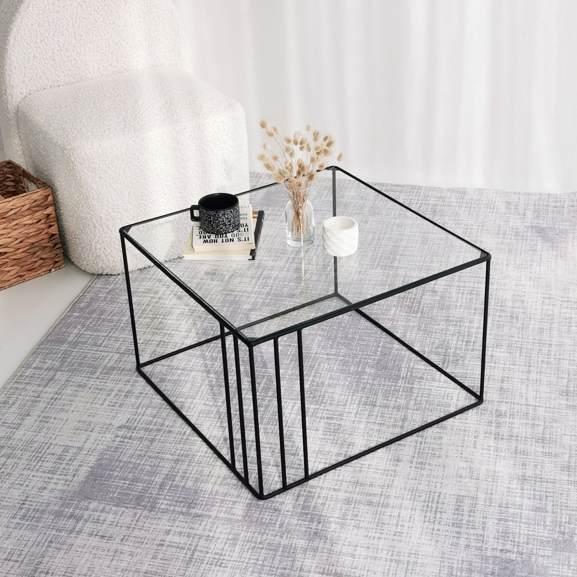 Mesa de Centro Preta Moderna, 55 x 36 x 55 cm | Tampo 100% Vidro Temperado, 4 mm | Estrutura de Metal Resistente com Revestimento Eletrostático a Pó | Montado e Elegante