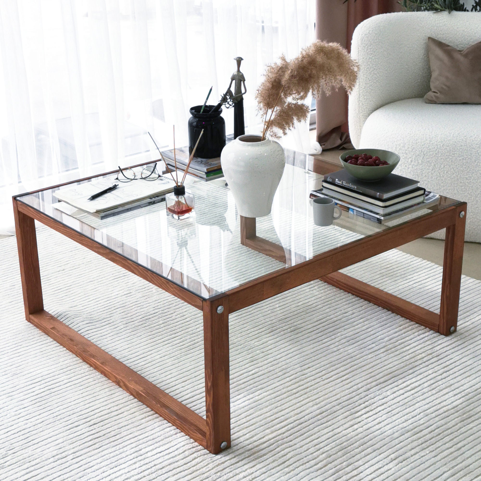 Mesa de Centro Elegante, 90 cm x 40 cm x 90 cm | Tampo 100% Vidro Temperado e Estrutura em Madeira de Pinho Maciça | Design Rústico Moderno para Sala de Estar e Sala de Jantar