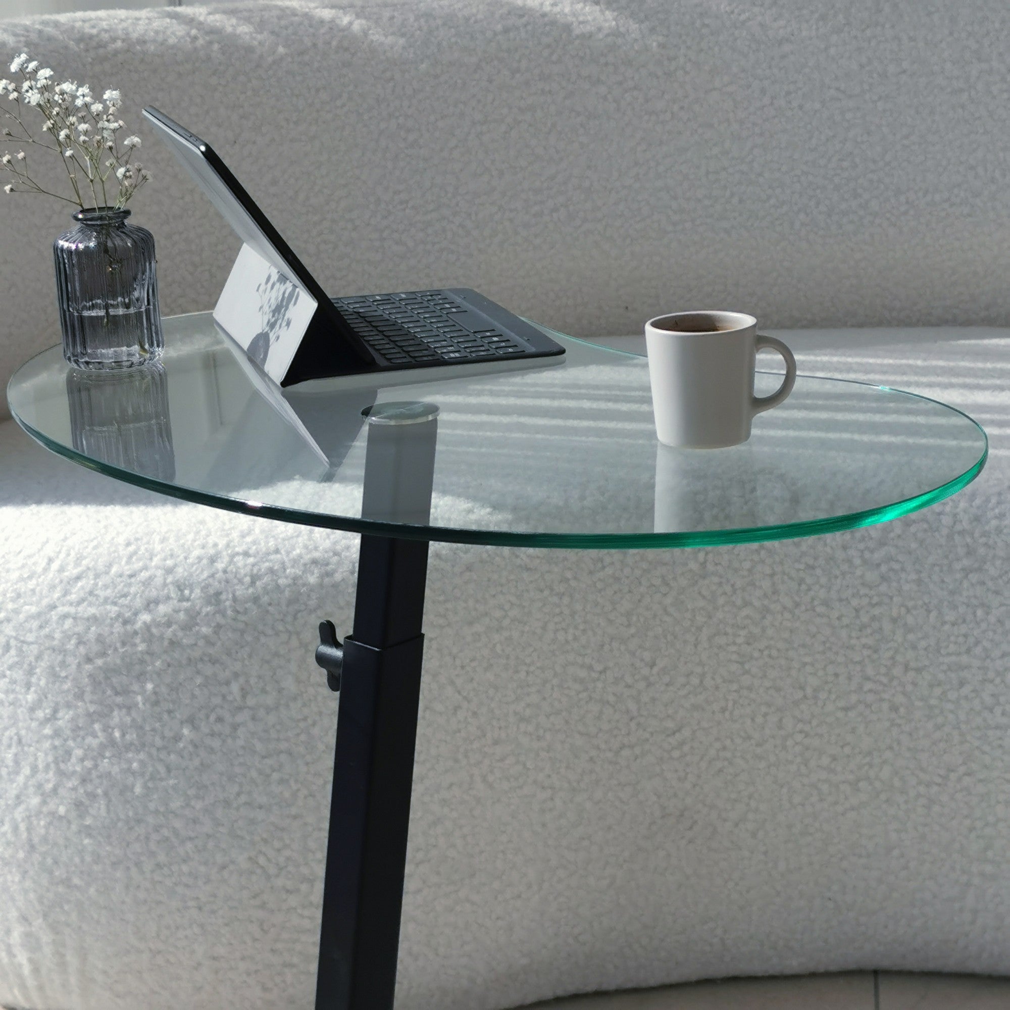 Mesa de Centro Moderna com Tampo 100% em Vidro Temperado, Estrutura em Metal Preto, Pernas Antibacterianas e Antiferrugem, Altura Ajustável, 70x75x40 cm | Design Industrial Elegante