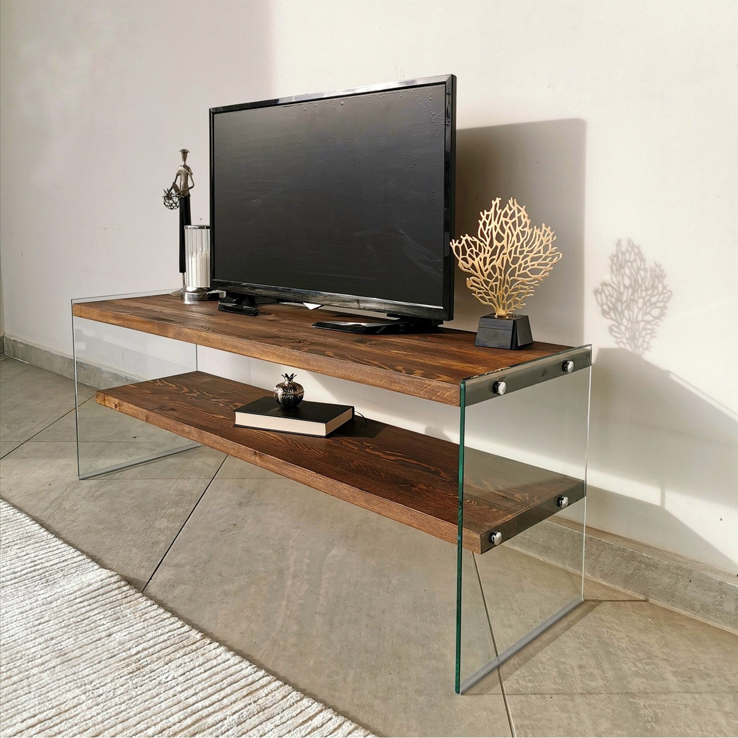 Suporte de TV moderno, cor nogueira, 120 cm x 45 cm x 35 cm | 100% madeira maciça de pinho e vidro temperado | Montável na parede, várias prateleiras, elegante e funcional
