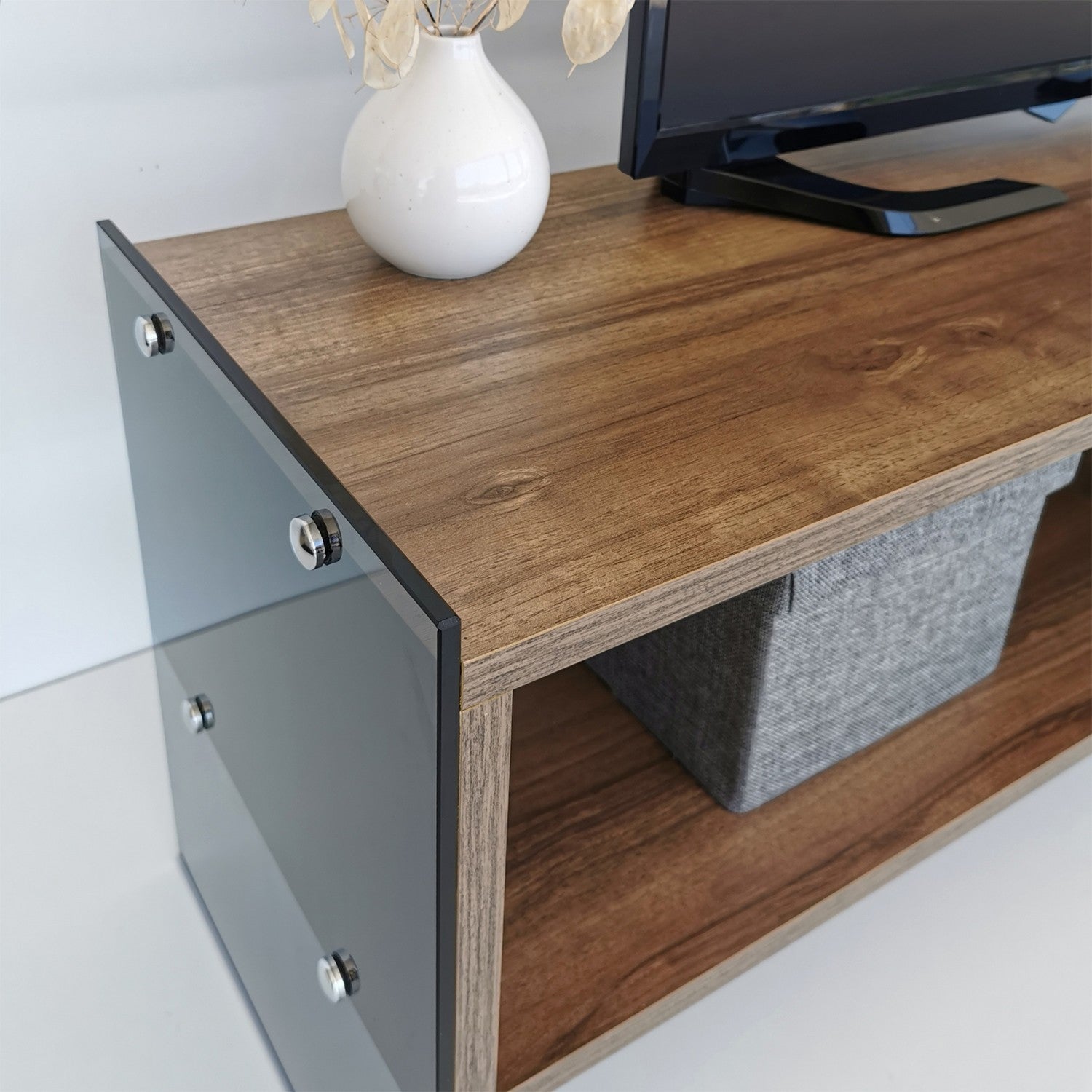 Suporte de TV moderno com prateleiras, nogueira e fumê, 120 x 45 x 35 cm | Painel de partículas 100% revestido de melamina e vidro temperado | Montável na parede, capacidade de 20 kg