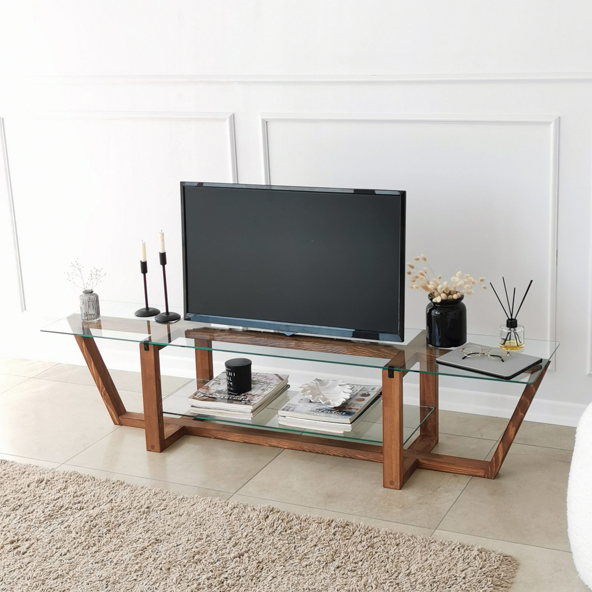 Suporte de TV moderno, cor nogueira, 158 x 35 x 35 cm | 100% vidro temperado e madeira de pinho maciça, 18 mm de espessura | Design escandinavo rústico para salas de estar elegantes