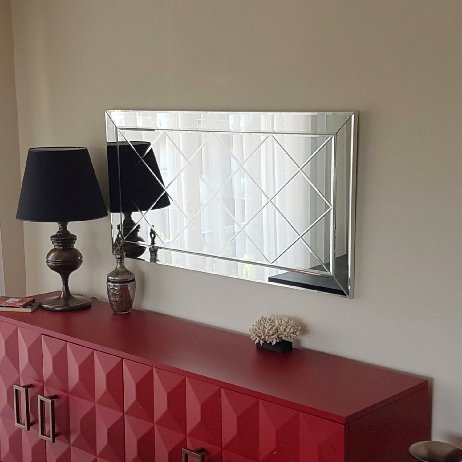 Espelho de parede prateado elegante, 130 x 65 x 2,2 cm | 100% MDF, montado, ajustável horizontal e verticalmente | Perfeito para hotéis e decoração moderna