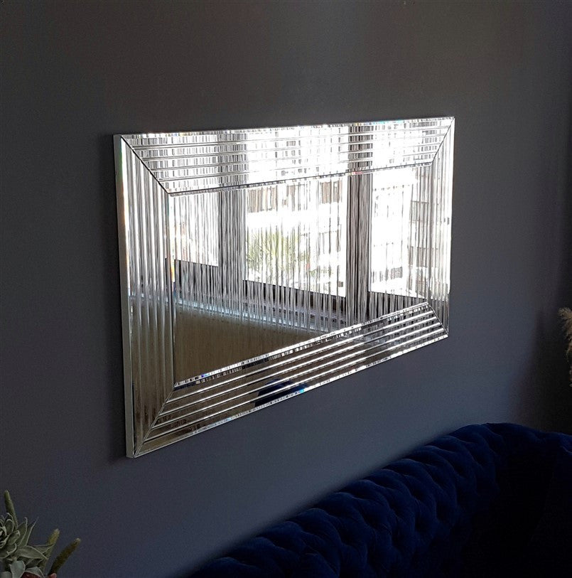 Espelho de Parede Moderno Prateado, 130 x 65 cm, 100% MDF | Ajustável Horizontal e Verticalmente | Montado, Perfeito para Hotéis e Espaços Contemporâneos