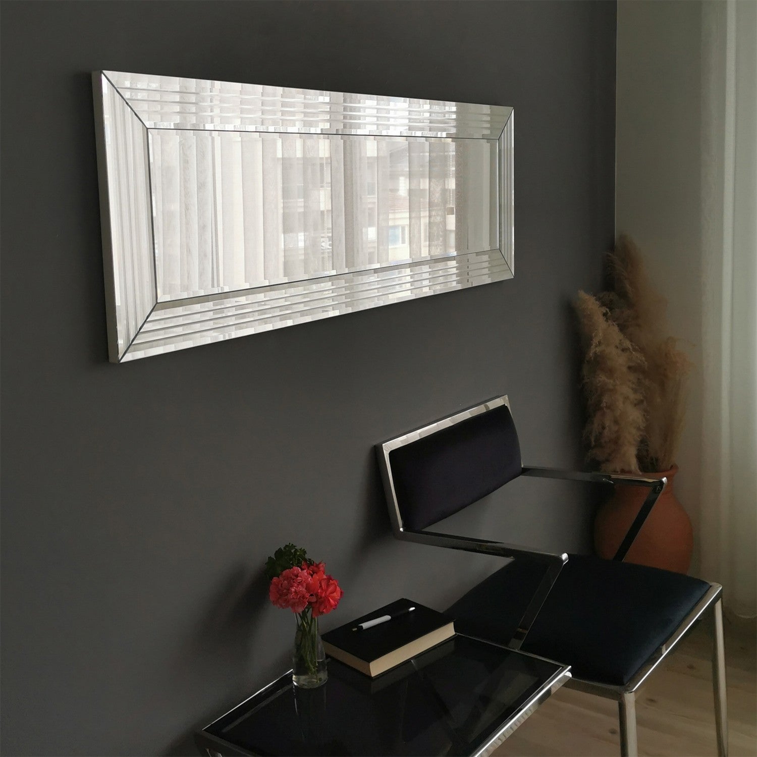 Espelho de parede moderno prateado, 120 x 40 x 2,2 cm | 100% MDF, montado, ajustável horizontal e verticalmente | Perfeito para hotéis e espaços contemporâneos