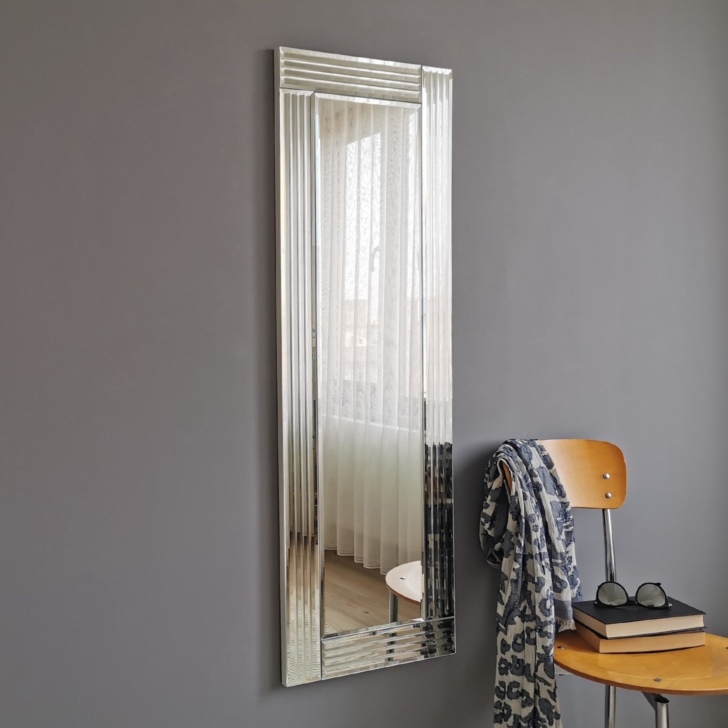 Espelho de Parede Moderno Prateado, 40 x 120 cm | 100% MDF, Montado, Ajustável Horizontal e Verticalmente | Perfeito para Hotéis e Espaços Contemporâneos