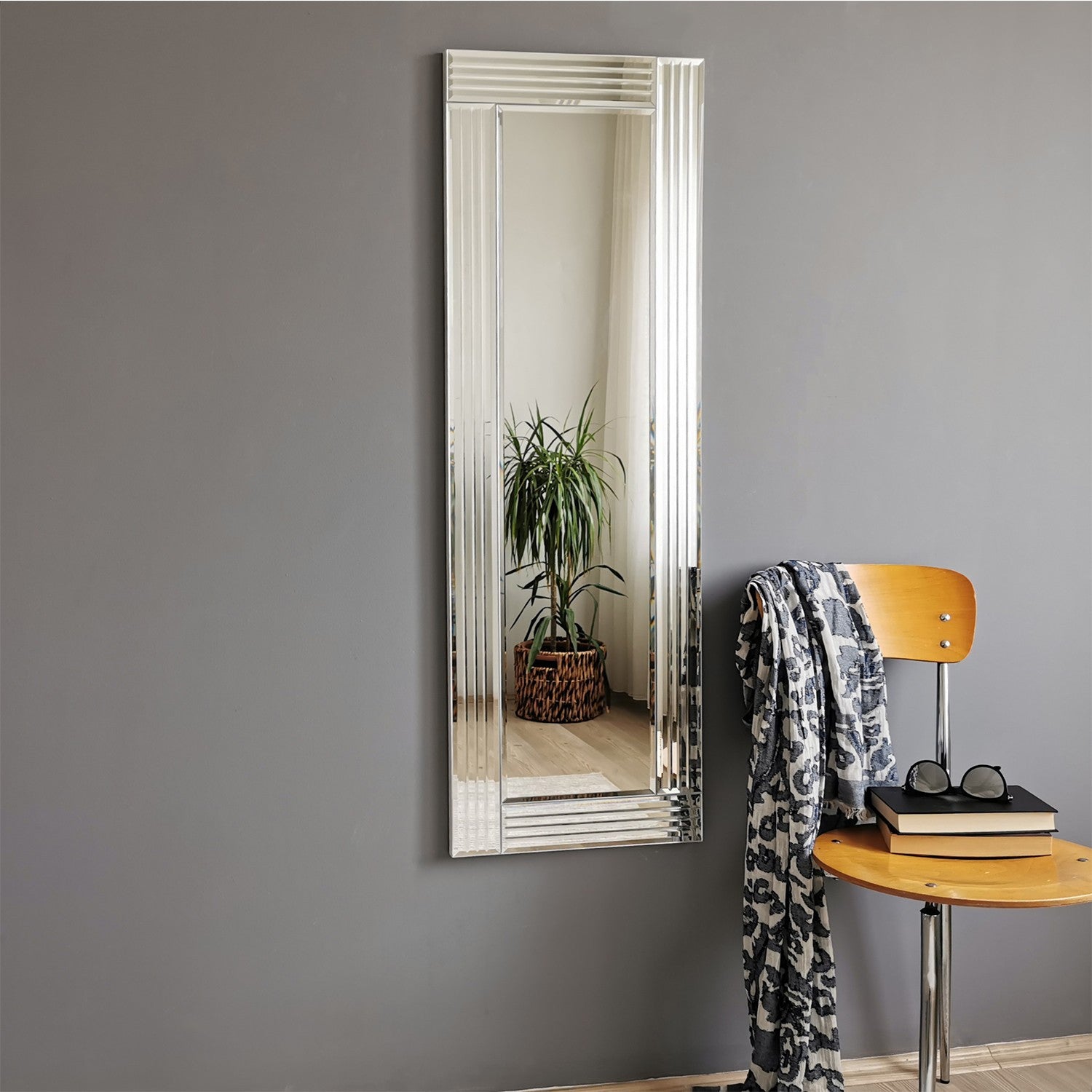 Espelho de Parede Moderno Prateado, 40 x 120 cm | 100% MDF, Montado, Ajustável Horizontal e Verticalmente | Perfeito para Hotéis e Espaços Contemporâneos