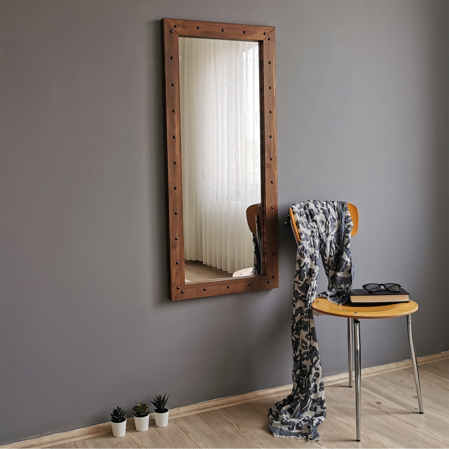 Espelho elegante em nogueira, 50 x 110 cm | 100% madeira maciça de pinho, montável na parede, ajustável | Perfeito para decoração rústica e campestre, design montado