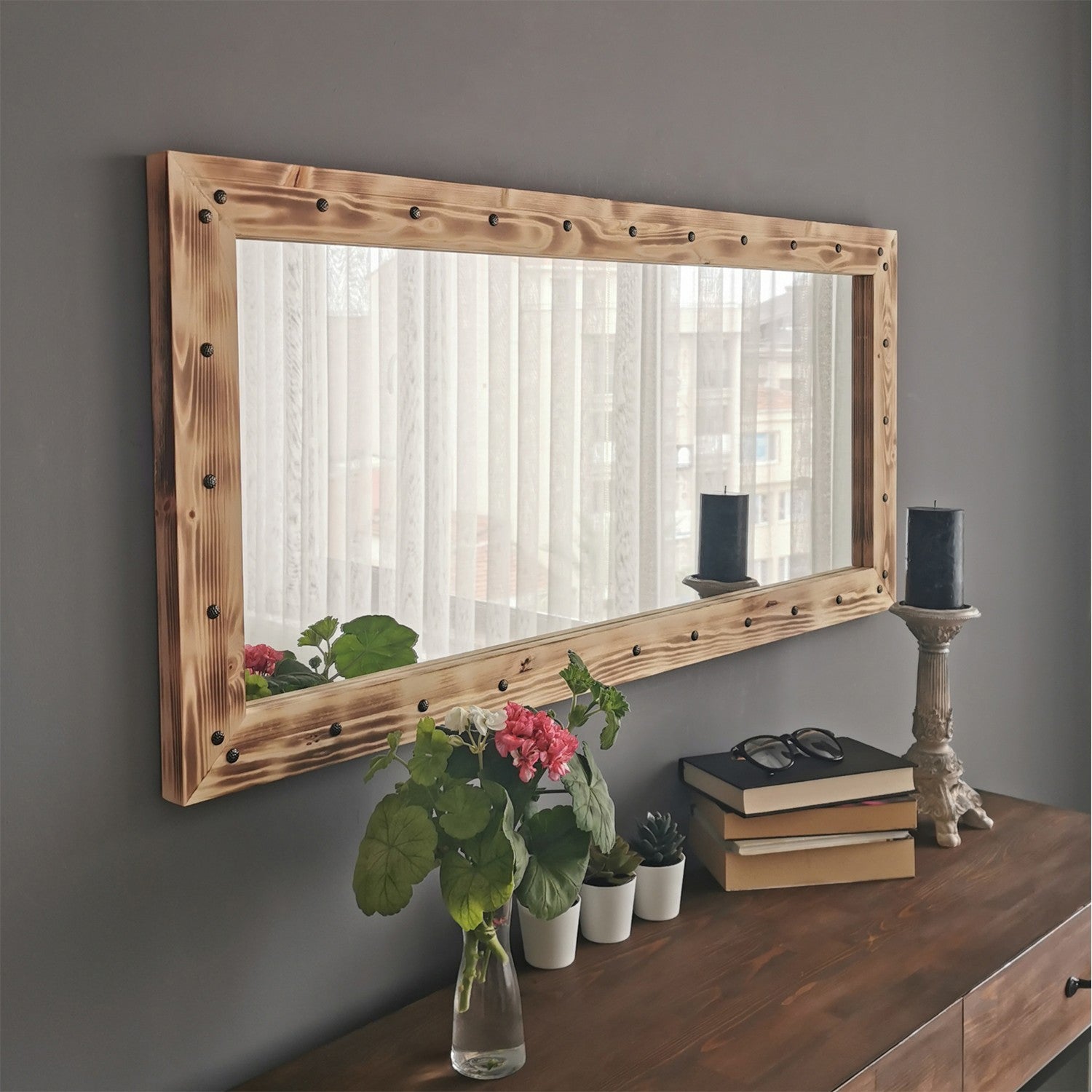 Espelho elegante em nogueira, 110 cm x 50 cm | 100% madeira maciça de pinho, montável na parede, ajustável | Perfeito para decoração rústica e tradicional