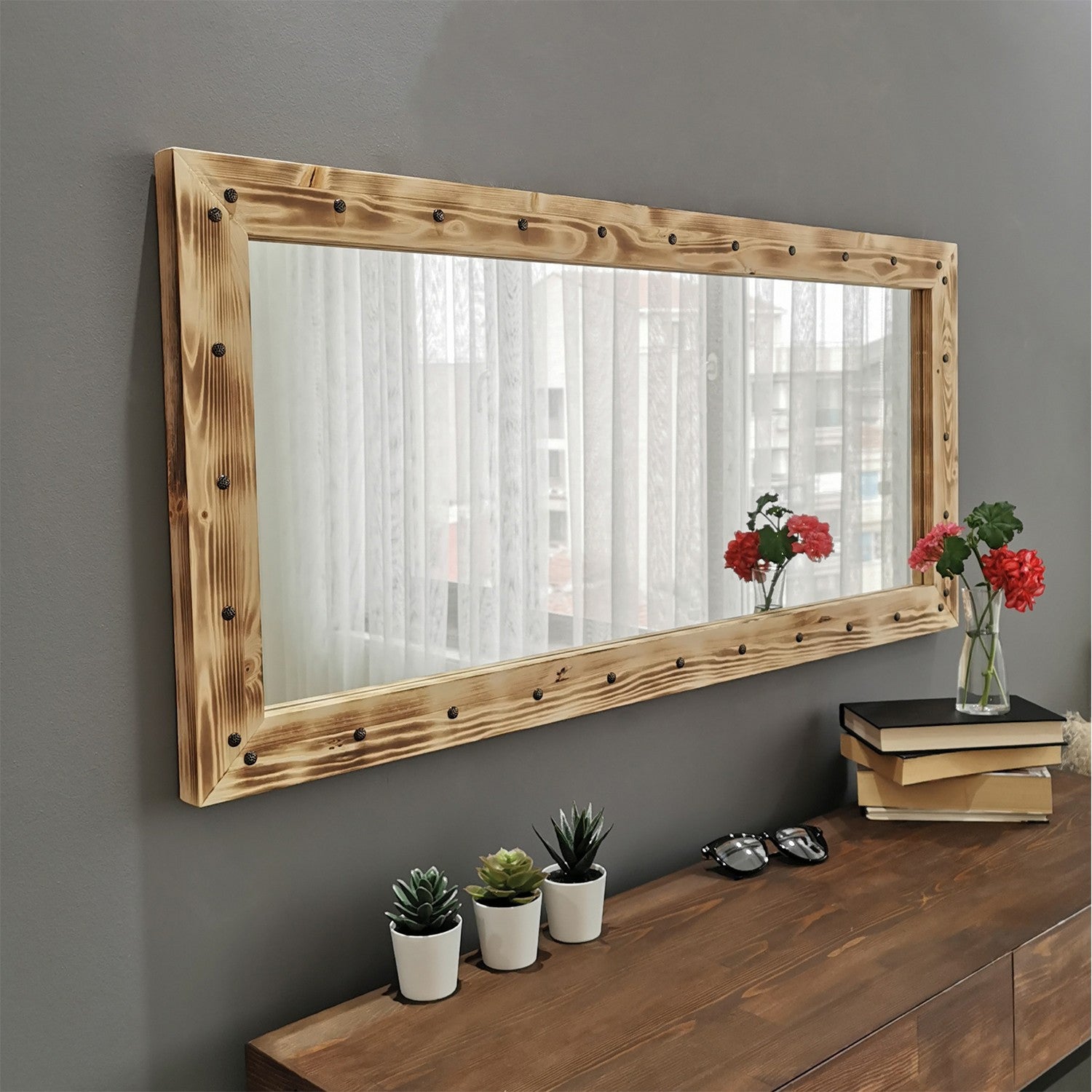 Espelho elegante em nogueira, 110 cm x 50 cm | 100% madeira maciça de pinho, montável na parede, ajustável | Perfeito para decoração rústica e tradicional