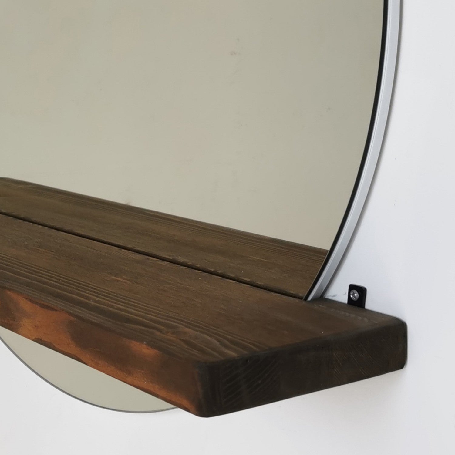 Espelho de parede moderno em nogueira com prateleiras, 70 cm x 70 cm | 100% madeira maciça de pinho, montado, elegante e funcional para decoração de casa e hotel