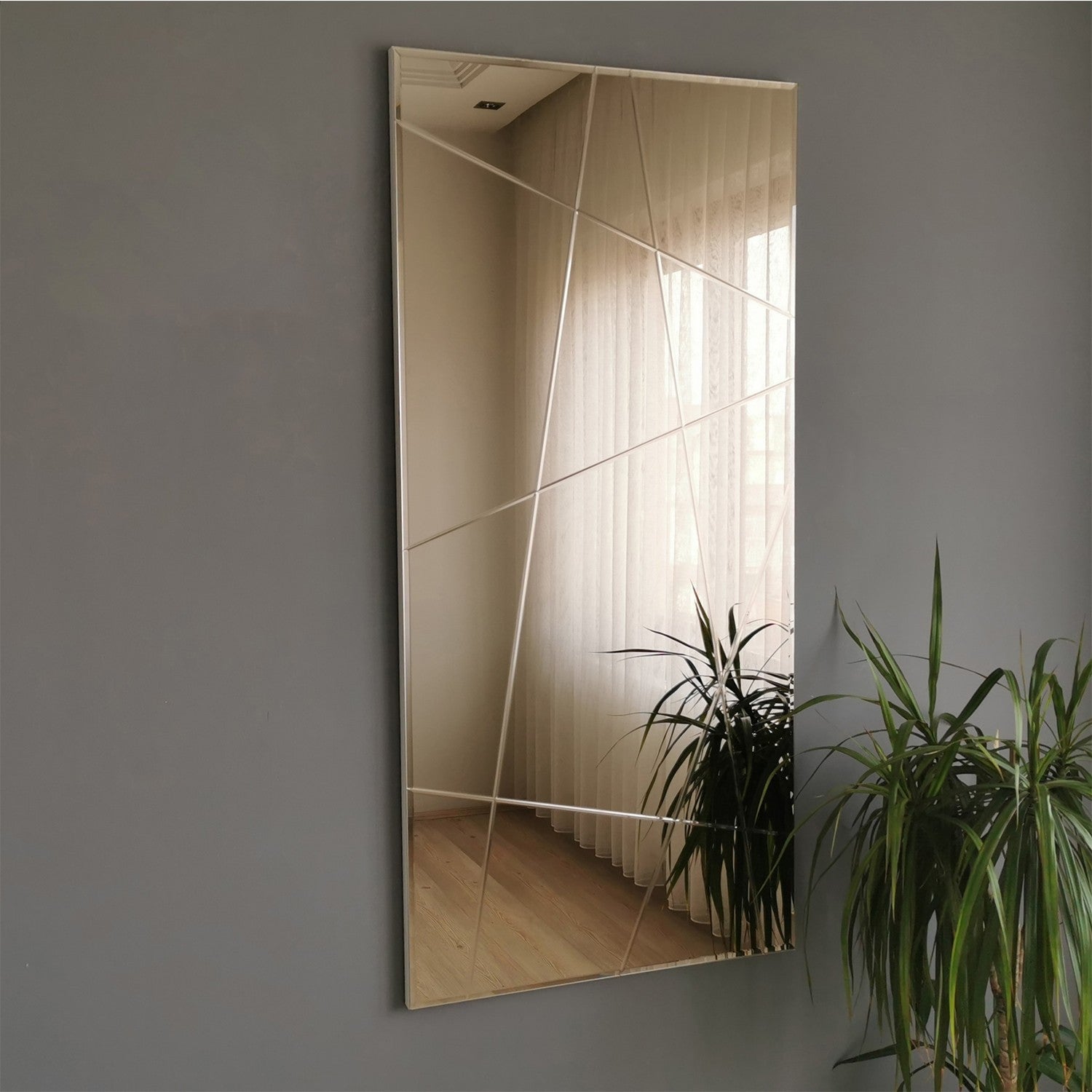 Espelho de parede prateado elegante, 62 x 130 cm | 100% MDF, montado, ajustável horizontal e verticalmente | Perfeito para decoração moderna de hotéis e residências