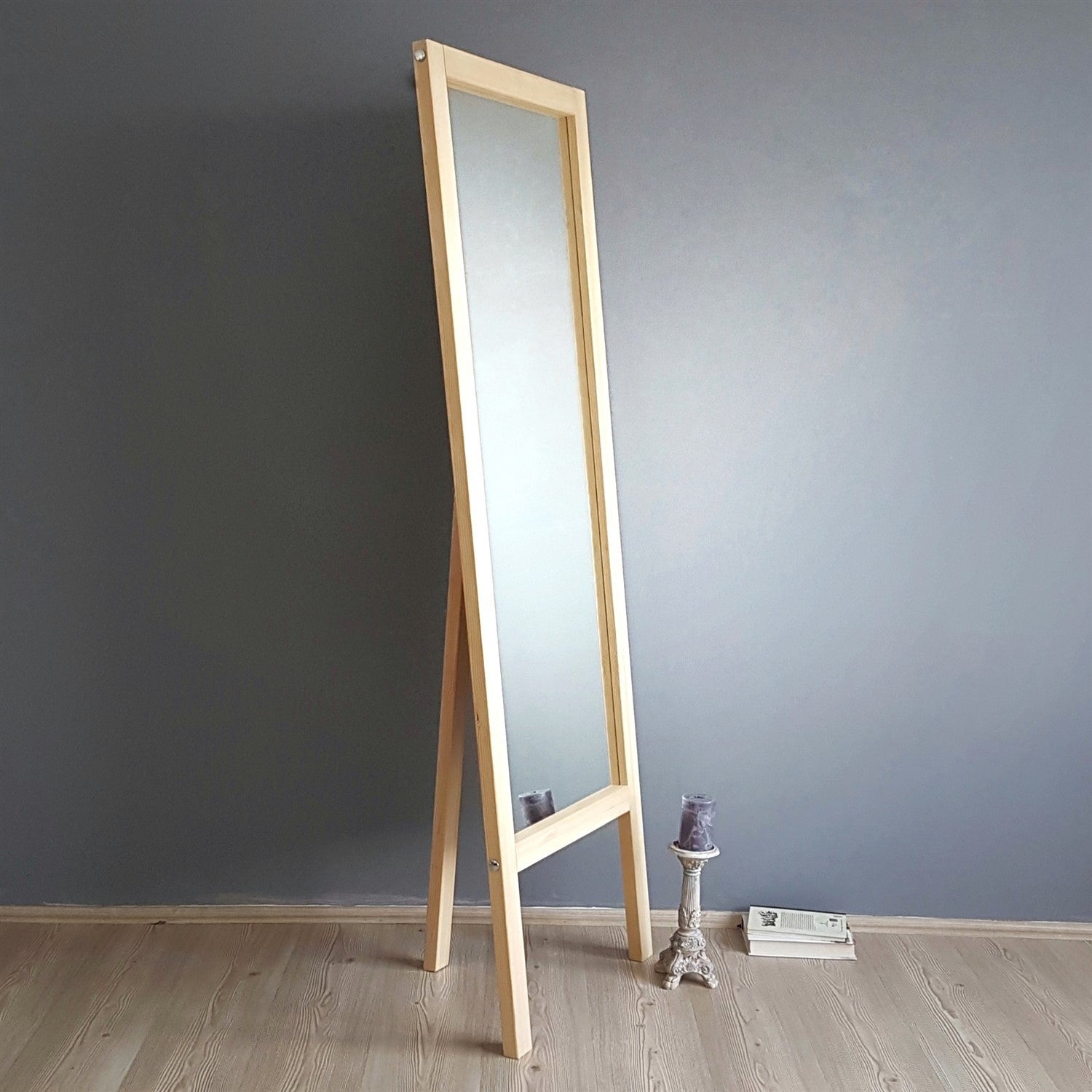 Espelho elegante estilo Cheval com prateleiras, 55 cm x 170 cm, 100% madeira maciça de pinho, cor nogueira | Montável na parede, montado | Design boêmio e rústico