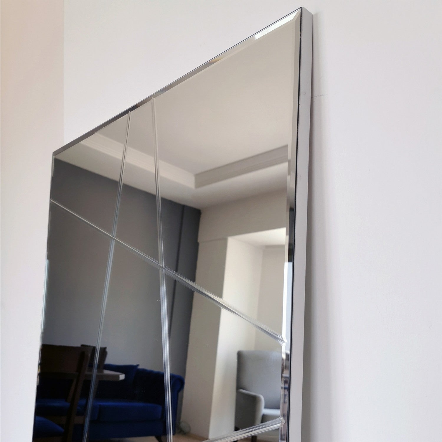 Espelho de parede prateado elegante, 62 x 130 cm, 100% MDF, 2,2 cm de espessura | Montado e pronto para pendurar | Perfeito para decoração moderna de hotéis e residências