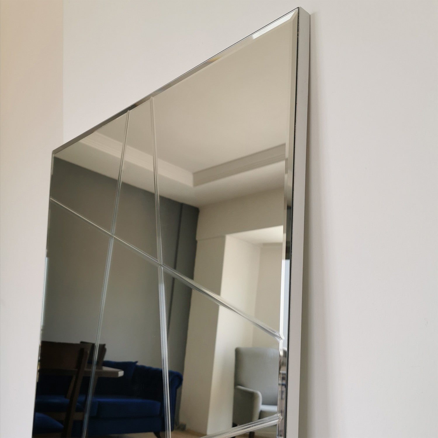 Espelho de parede prateado elegante, 130 x 62 x 2,2 cm | 100% MDF, montado, design estilo hotel | Perfeito para decoração moderna e espaços elegantes