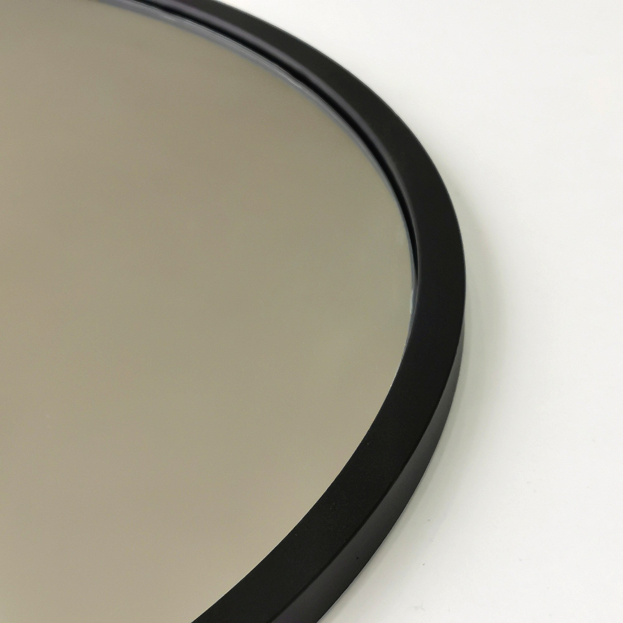 Espelho de parede preto moderno, 60 x 60 cm, 100% metal, 2,2 cm de profundidade | Montado e pronto para pendurar | Perfeito para decoração escandinava e hoteleira