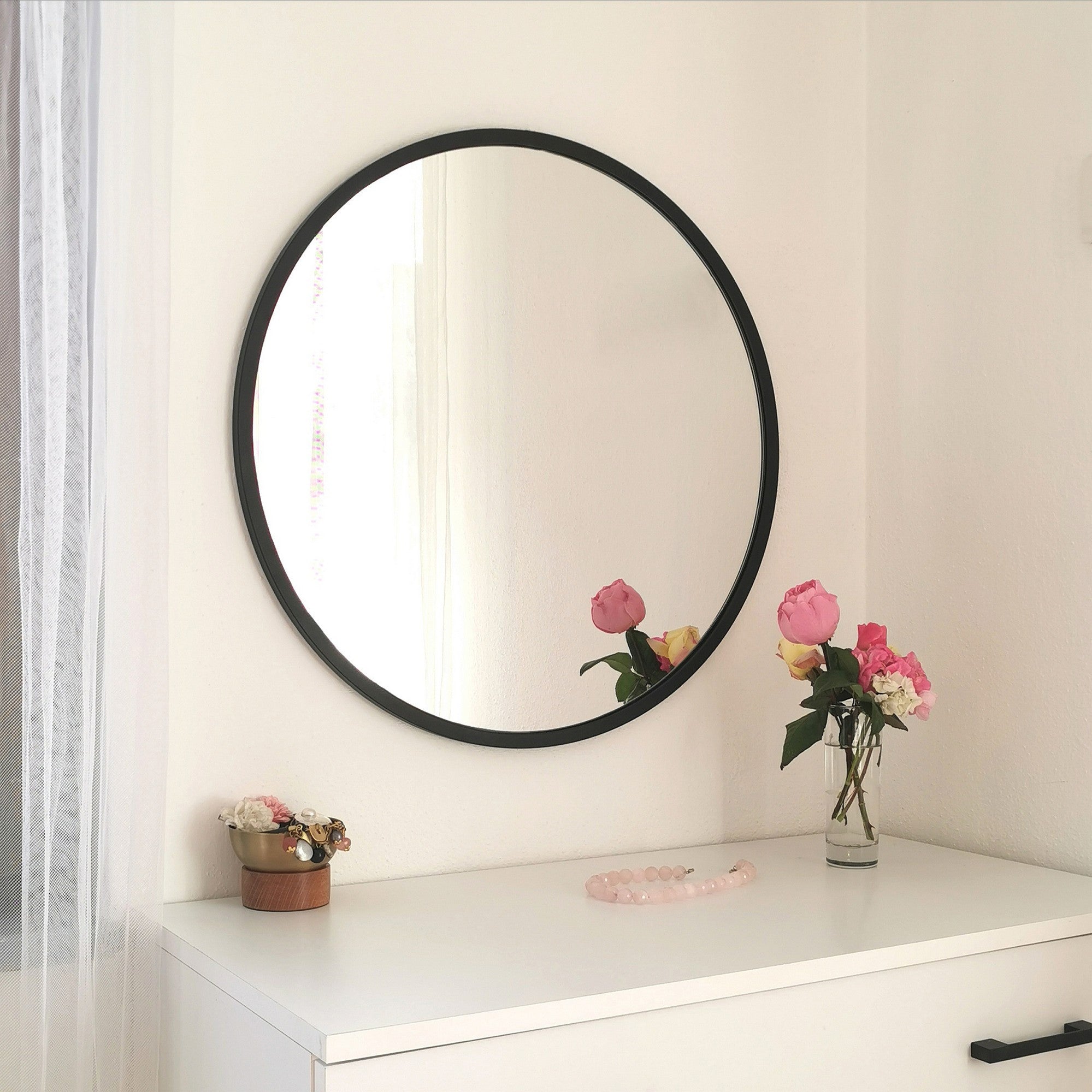 Espelho de parede preto moderno, 60 x 60 cm, 100% metal, 2,2 cm de profundidade | Montado e pronto para pendurar | Perfeito para decoração escandinava e hoteleira