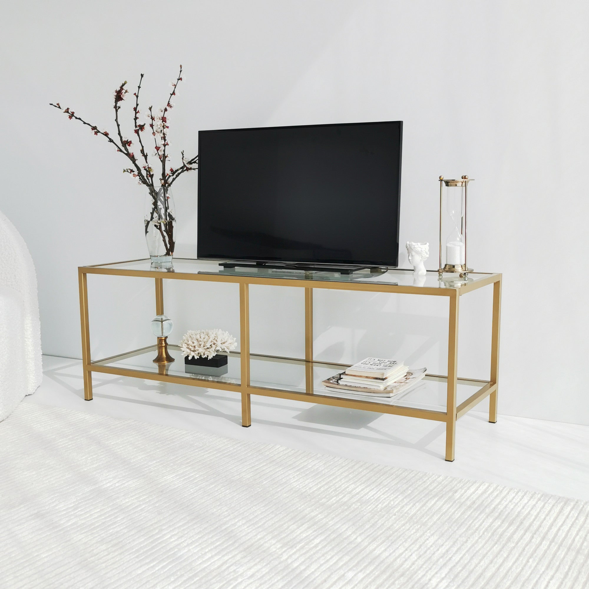 Suporte de TV moderno dourado, 130 cm | Estrutura 100% em vidro temperado e metal, 4 mm de espessura | Montável na parede com várias prateleiras | Design glamoroso para salas de estar elegantes