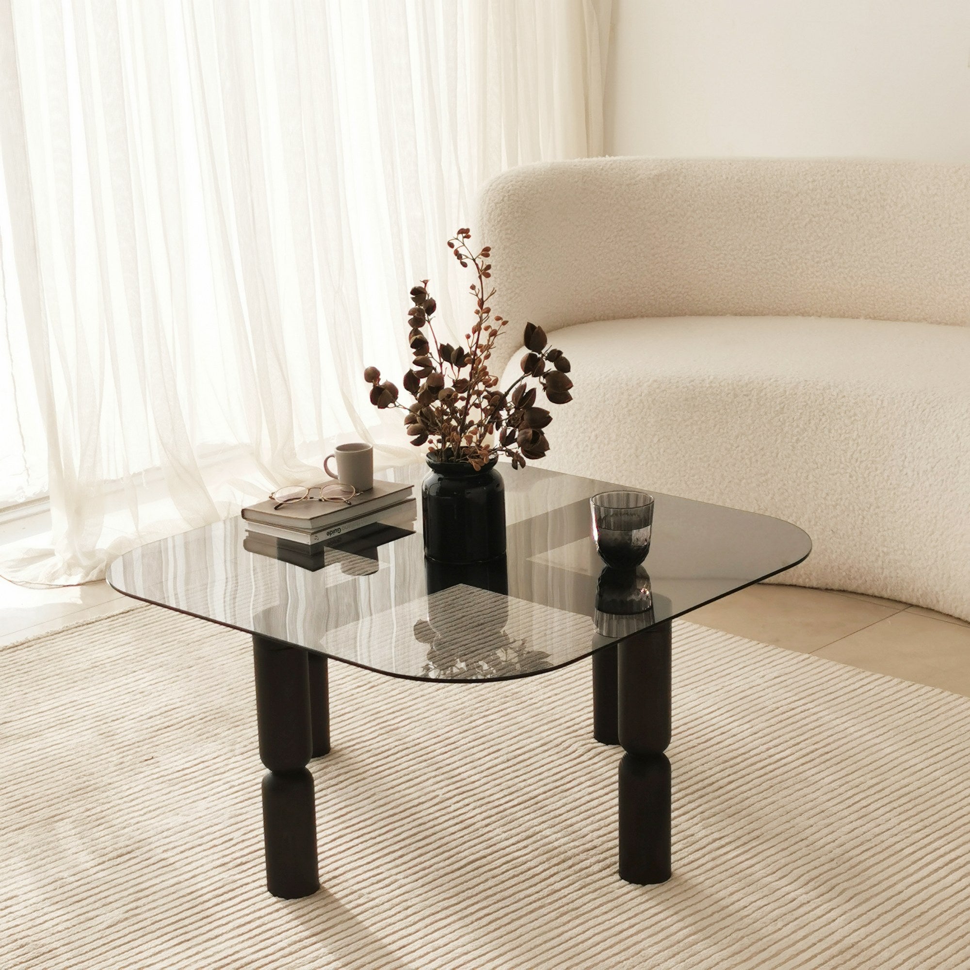 Mesa de centro elegante, 80 cm x 40 cm x 80 cm | Estrutura 100% em vidro temperado e madeira de faia | Cores elegantes em antracite e fumê, perfeita para ambientes modernos