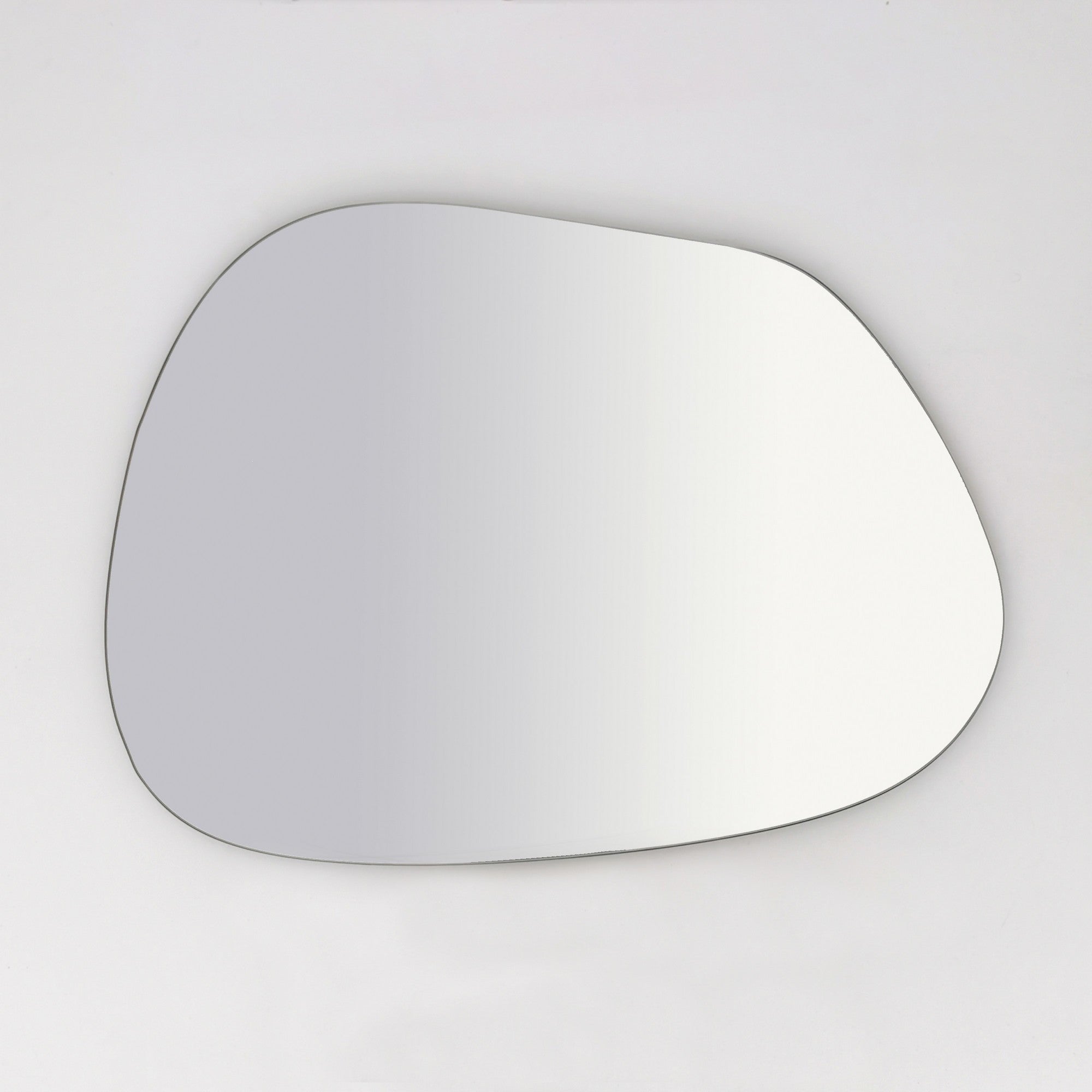 Espelho de Parede Moderno, 90 x 70 cm, 100% MDF, Acabamento Transparente | Design Escandinavo Montado para Hotéis e Espaços Contemporâneos