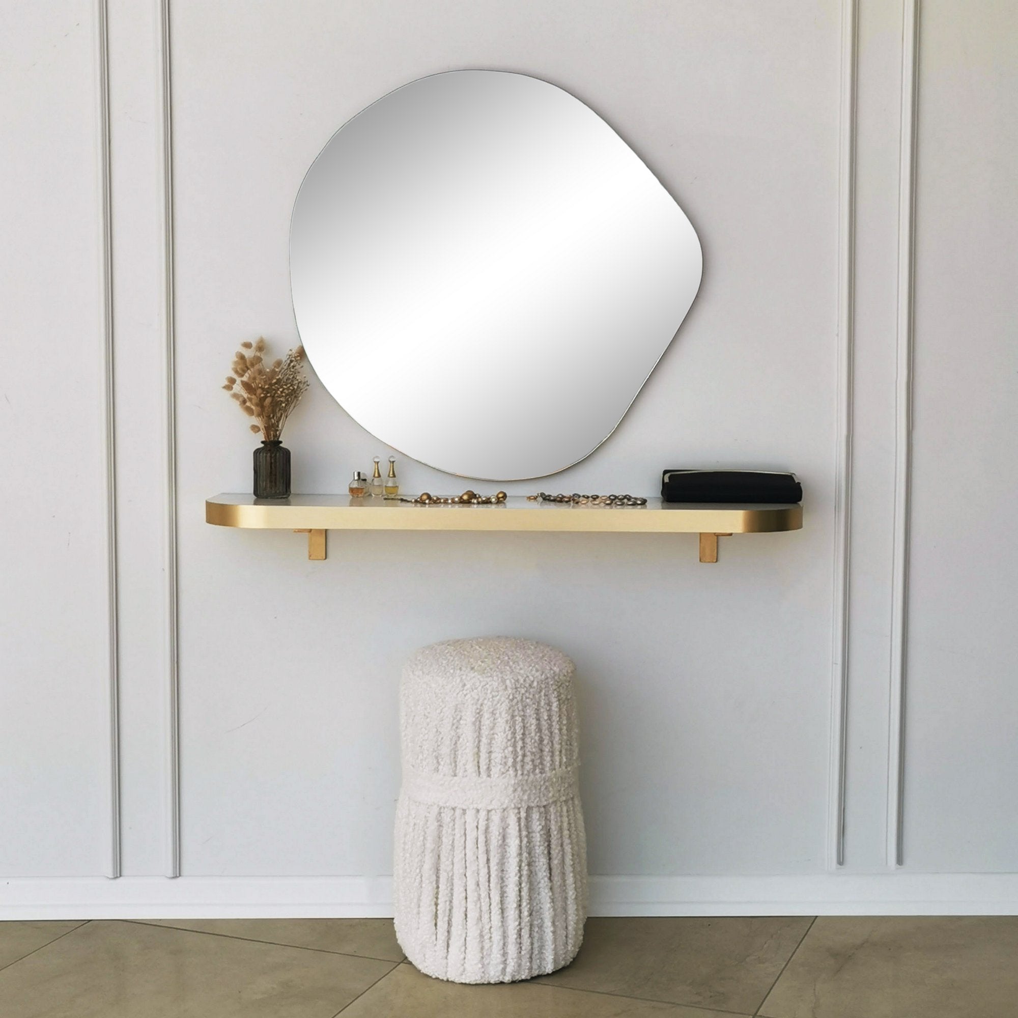 Espelho de parede dourado elegante, 70 cm x 67 cm | Painel de partículas 100% revestido em melamina, 18 mm de espessura | Ajustável e versátil para decoração escandinava moderna