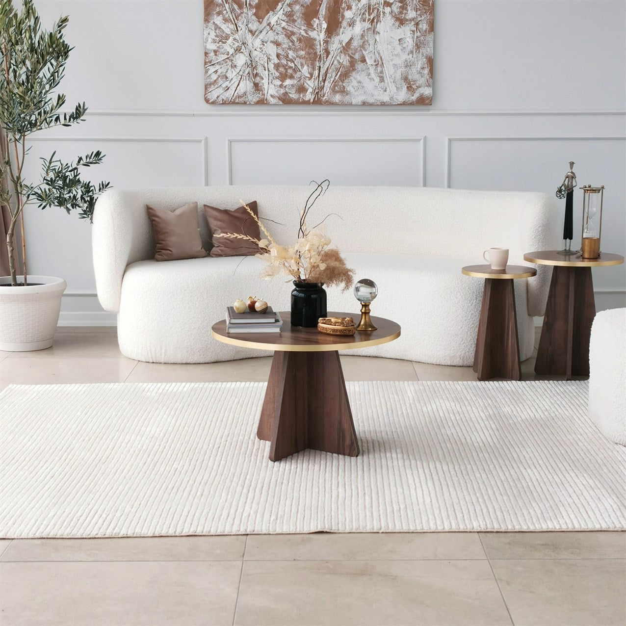 Mesa de Centro Elegante, Dourado e Nogueira, 60 x 40 x 60 cm | Aglomerado 100% Melamina, 18 mm de Espessura, Bordas em PVC | Elegante e Funcional para Espaços de Convivência