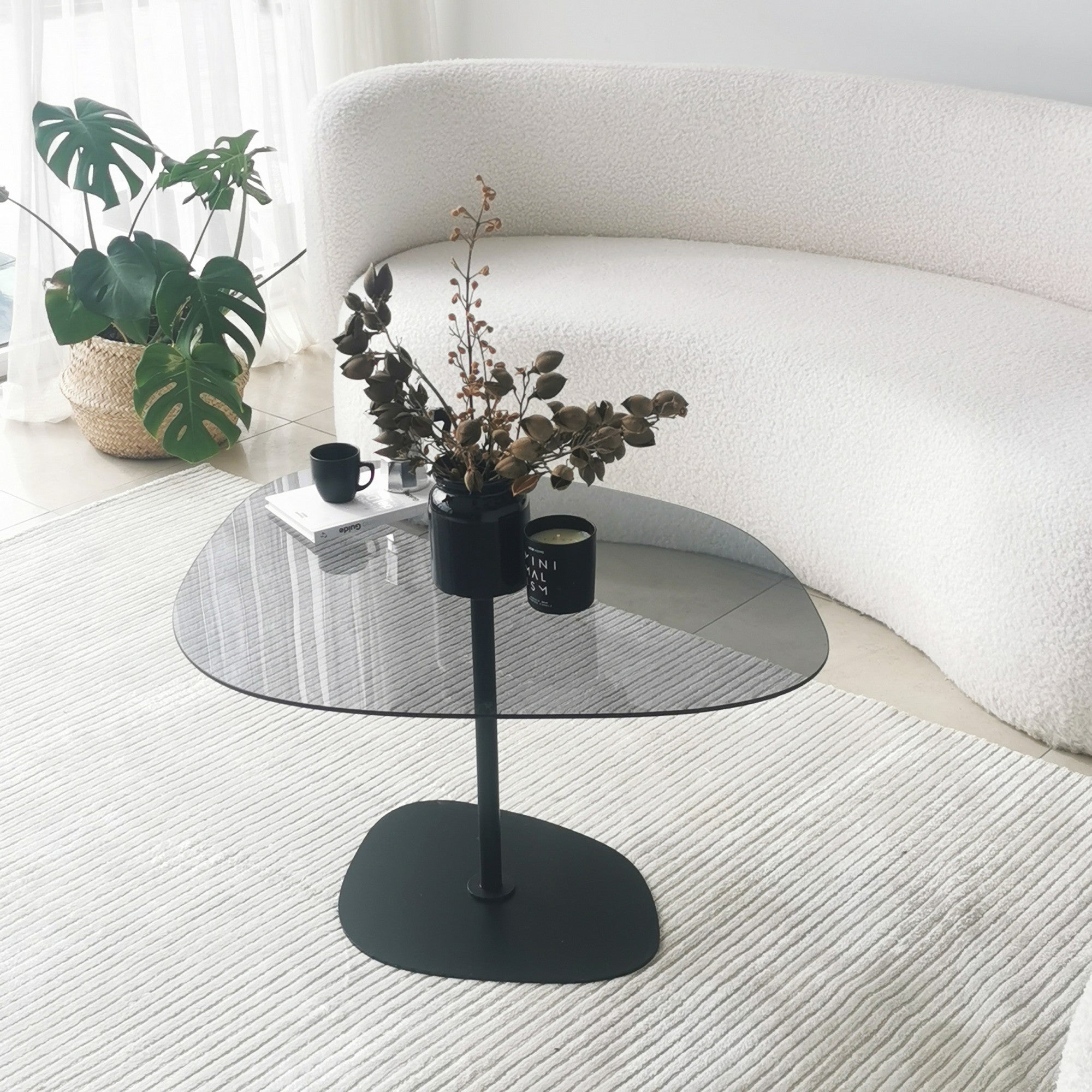 Mesa de centro elegante com tampo 100% de vidro temperado, cinza escuro e preto, 85 x 67 x 40 cm | Pernas de metal resistentes, desmontável para fácil montagem | Design moderno